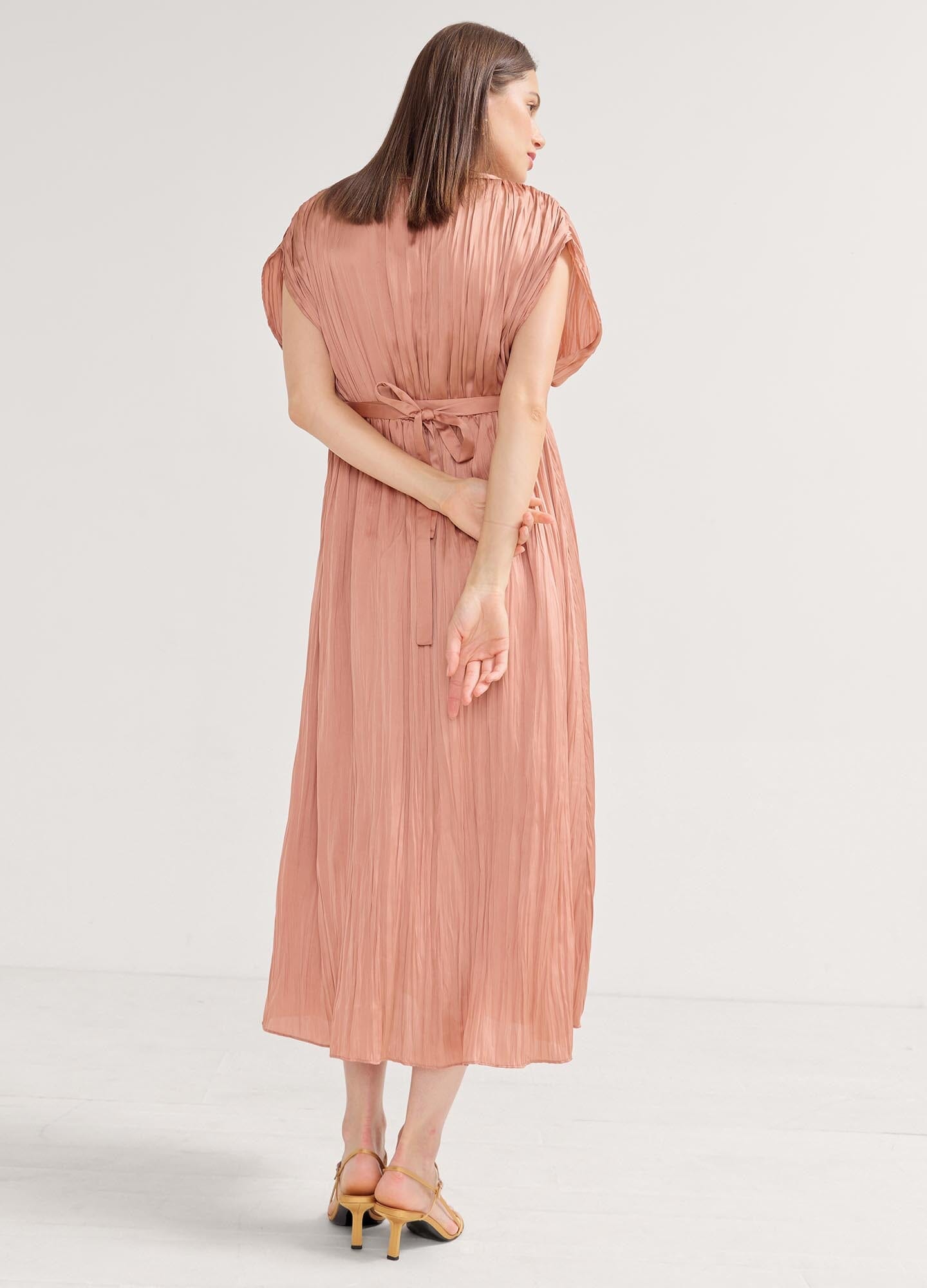 The Winslet Pleated Maxi Dress - Flowy Long Summer Dress for Women, Elegant A-Line Midi Dress with Side Slits | Perfect for Beach Vacations, Weddings & Evening Parties