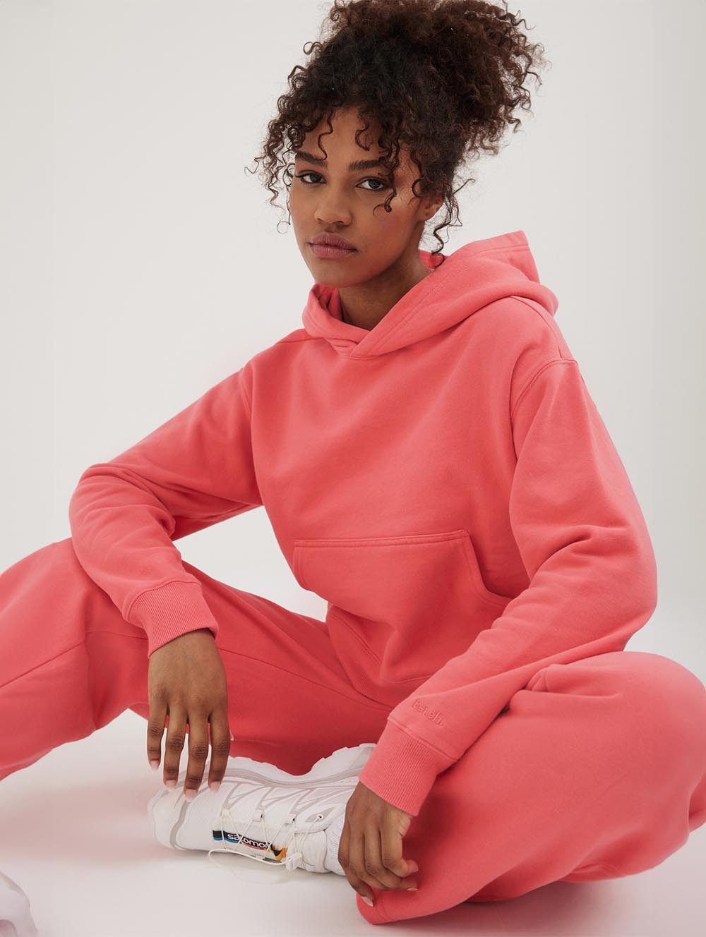 Women's Eco-Friendly Fleece Cropped Hoodie - Soft Sustainable Pullover for Casual Wear, Gym & Outdoor Activities