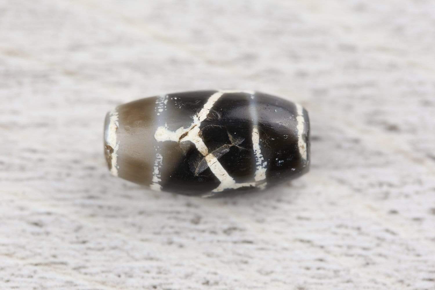 Authentic Ancient Longevity Dzi Bead - Tibetan Buddhist Protection Amulet for Good Luck & Spiritual Healing | Perfect for Meditation, Energy Balancing & Personal Blessings