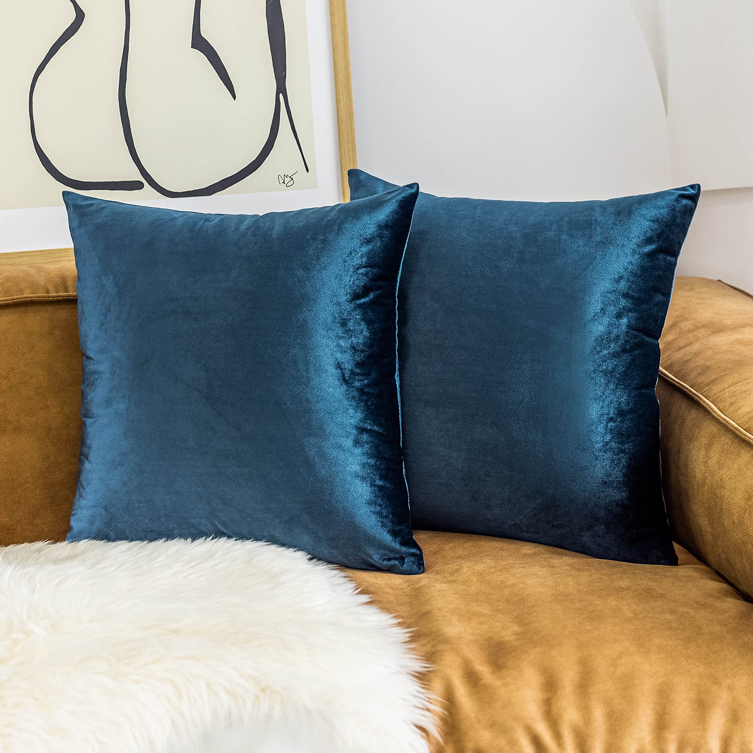 Luxury Velvet Throw Pillow Covers 18x18 Inches (45x45cm) - Soft Decorative Cushion Covers for Sofa, Couch, Bedroom & Car - Dark Blue - Perfect for Home Decor, Living Room Accents & Cozy Comfort