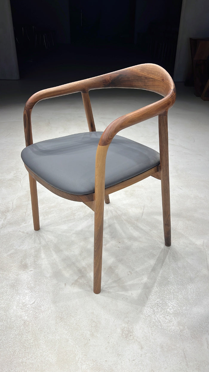 Premium Solid Walnut Wood Dining Chair - Handcrafted Luxury Home Furniture for Dining Room, Kitchen, or Office - Eco-Friendly & Durable Seating Solution