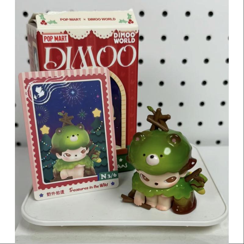 DIMOO Letters from Snowman Series - MERRY CHRISTMAS Collectible Figure | Cute Christmas Decor for Home, Office & Gift Giving