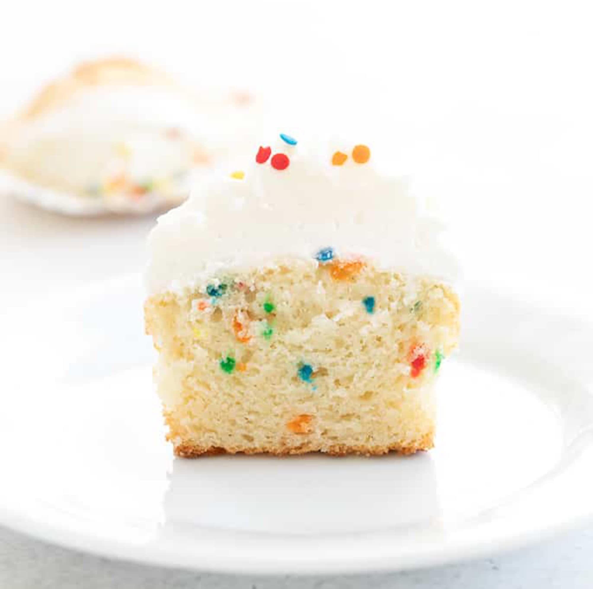 **Pillsbury Funfetti Gluten Free Cake Mix & Cupcake Mix with Candy Bits (3-Pack) – Includes By The Cup Frosting Spreader – Perfect for Birthday Parties, Baby Showers & Holiday Baking**
