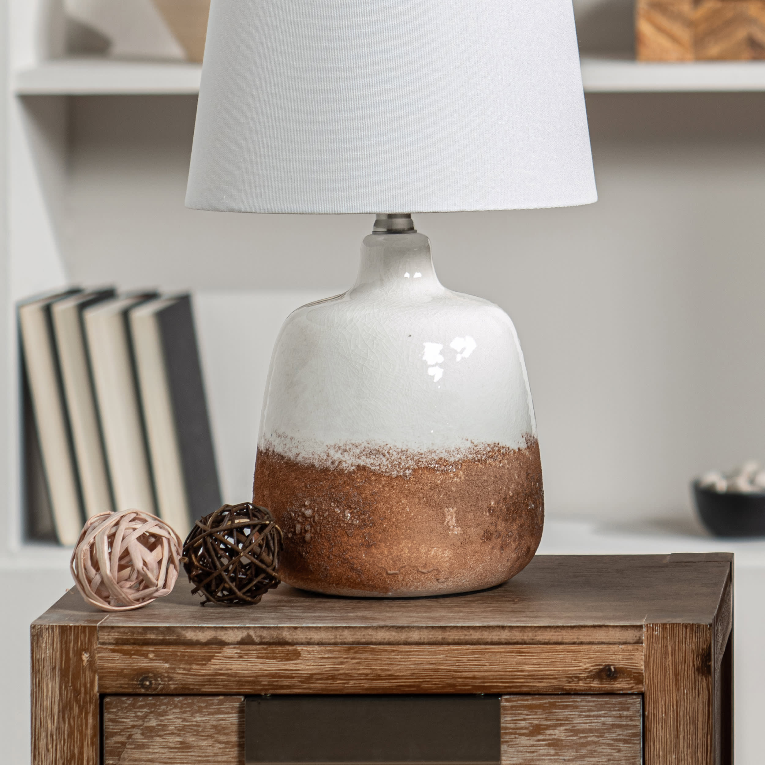 18 Inch Ombre Ceramic Table Lamp - White & Gold Gradient Bedside Lamp for Living Room, Bedroom, or Office Decor