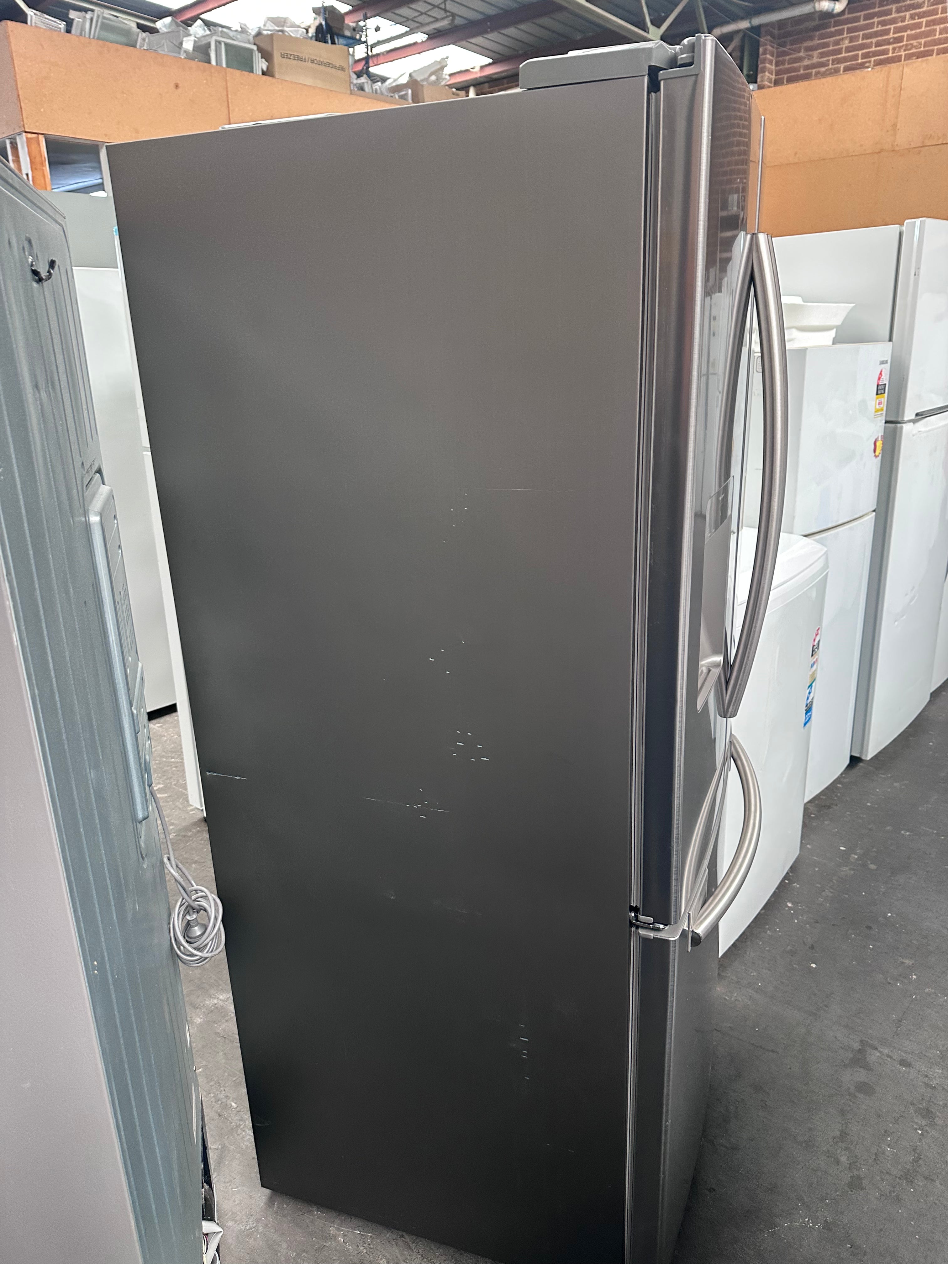 Samsung 583L French Door Refrigerator SRF583DLS - Energy Efficient, Water & Ice Dispenser [Certified Refurbished] for Modern Kitchen & Open Floor Plan Homes