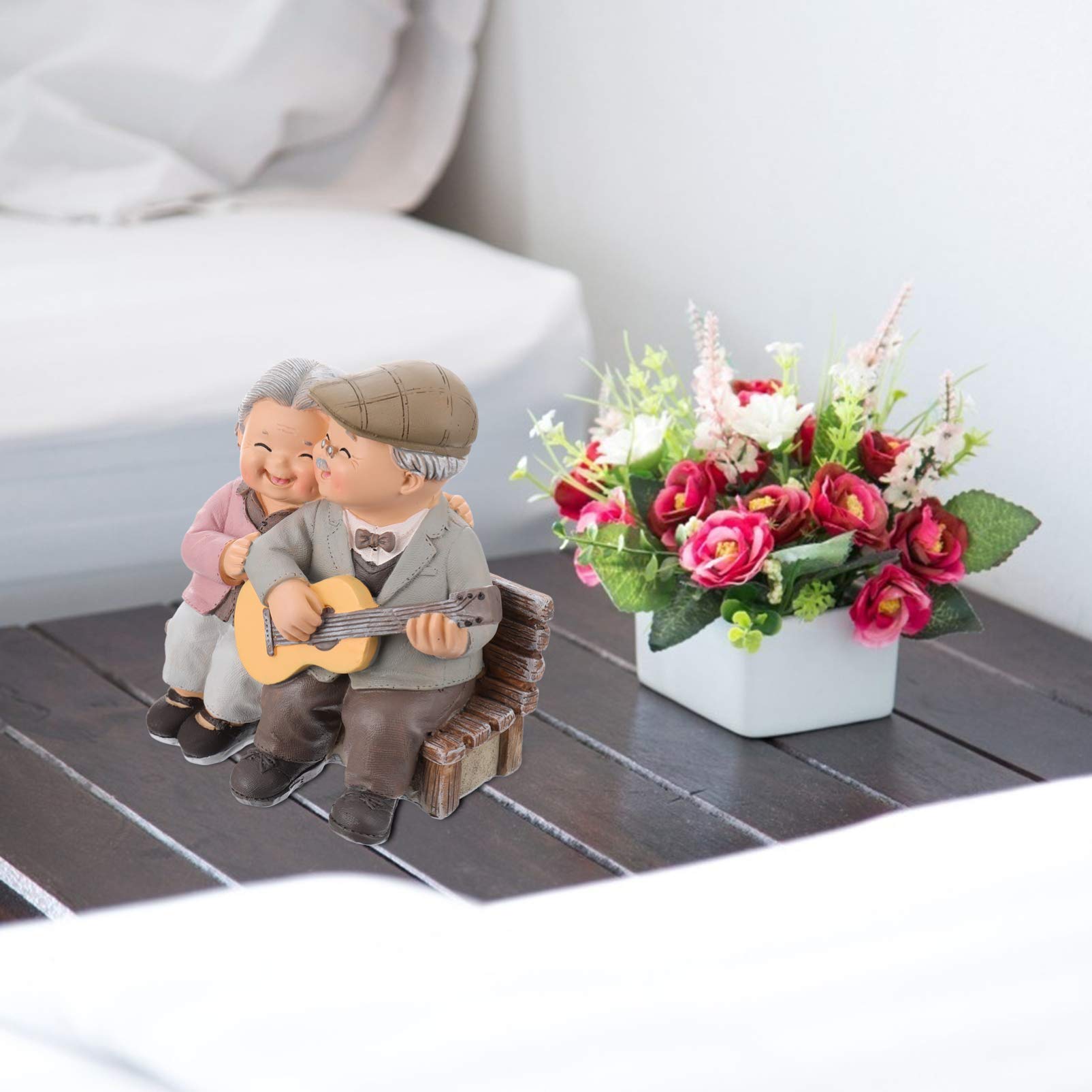 Miniature Fairy Figurines for Wedding Table Decor - Resin Grandparents Anniversary Couple Statue, Home Decoration for Elderly Love | Perfect for Wedding Centerpieces, Anniversary Gifts & Home Décor