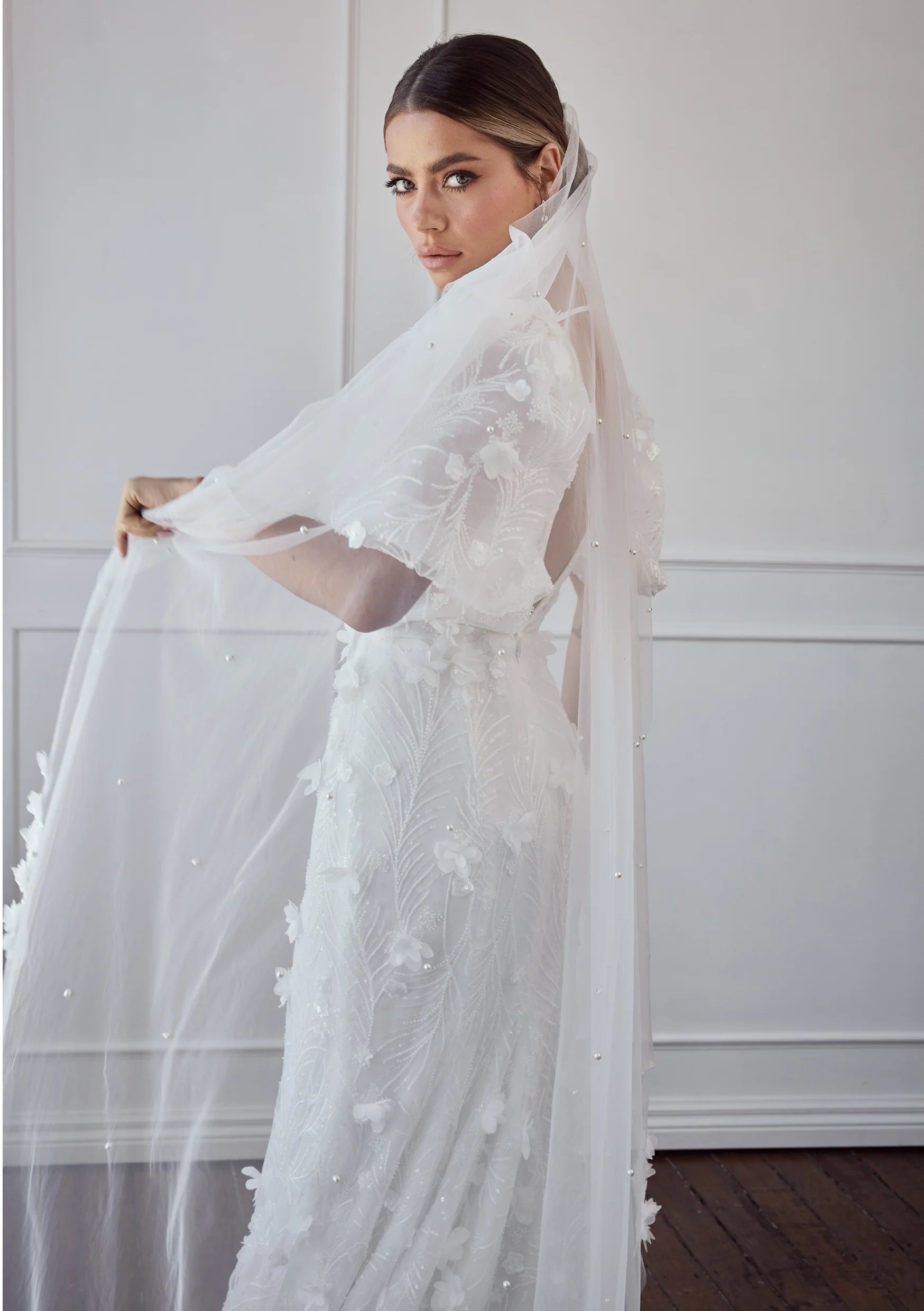 Lola Knight Gabriella Pearl and Flower Wedding Veil Ivory - Elegant Bridal Accessory for Weddings, Prom, and Formal Events