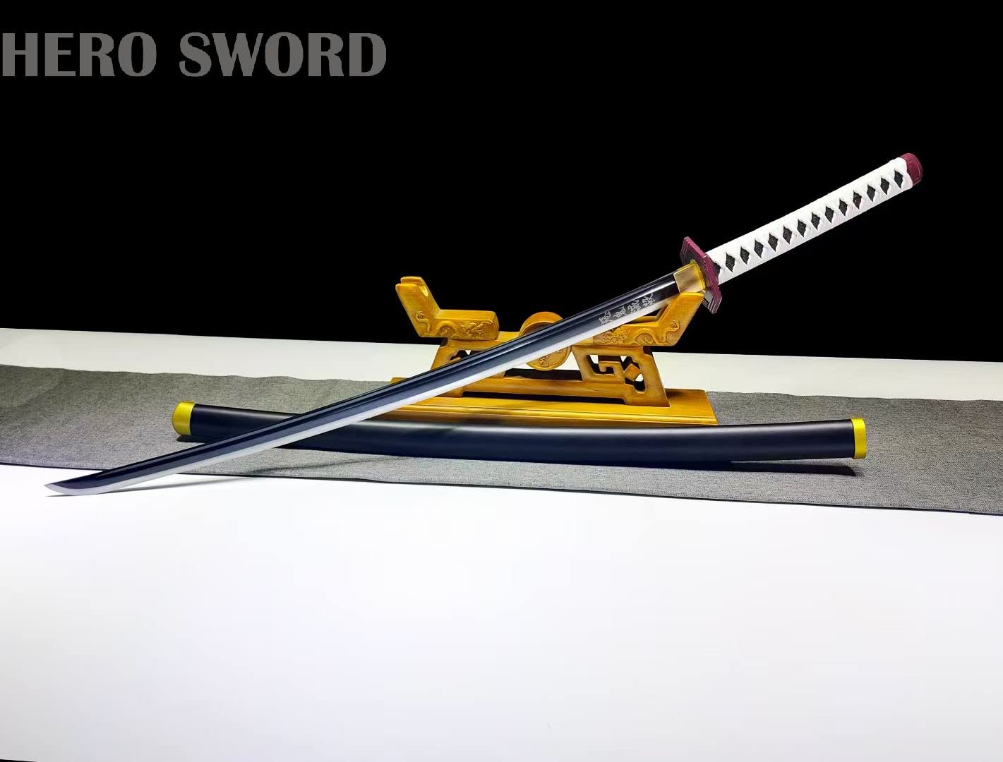 Handmade 1095 High Carbon Steel Demon Slayer Katana Sword - Agatsuma Zenitsu Cosplay Knife, Sharp Japanese Anime Sword Real Weapon for Collection, Display & Cosplay Events | Perfect for Anime Fans, Martial Arts Training & Home Decor