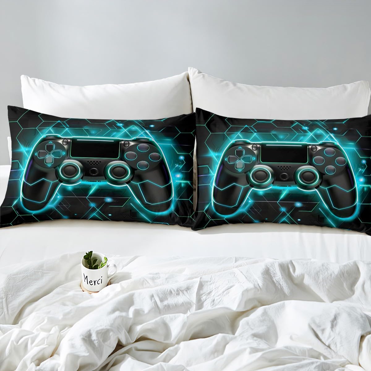 King Size Honeycomb Gamer Bedding Set - Hexagon Beehive Geometry Duvet Cover & 2 Pillow Shams with Neon Lights in Black & Teal - Perfect for Gaming Rooms, Teen Bedrooms & Esports Themed Decor