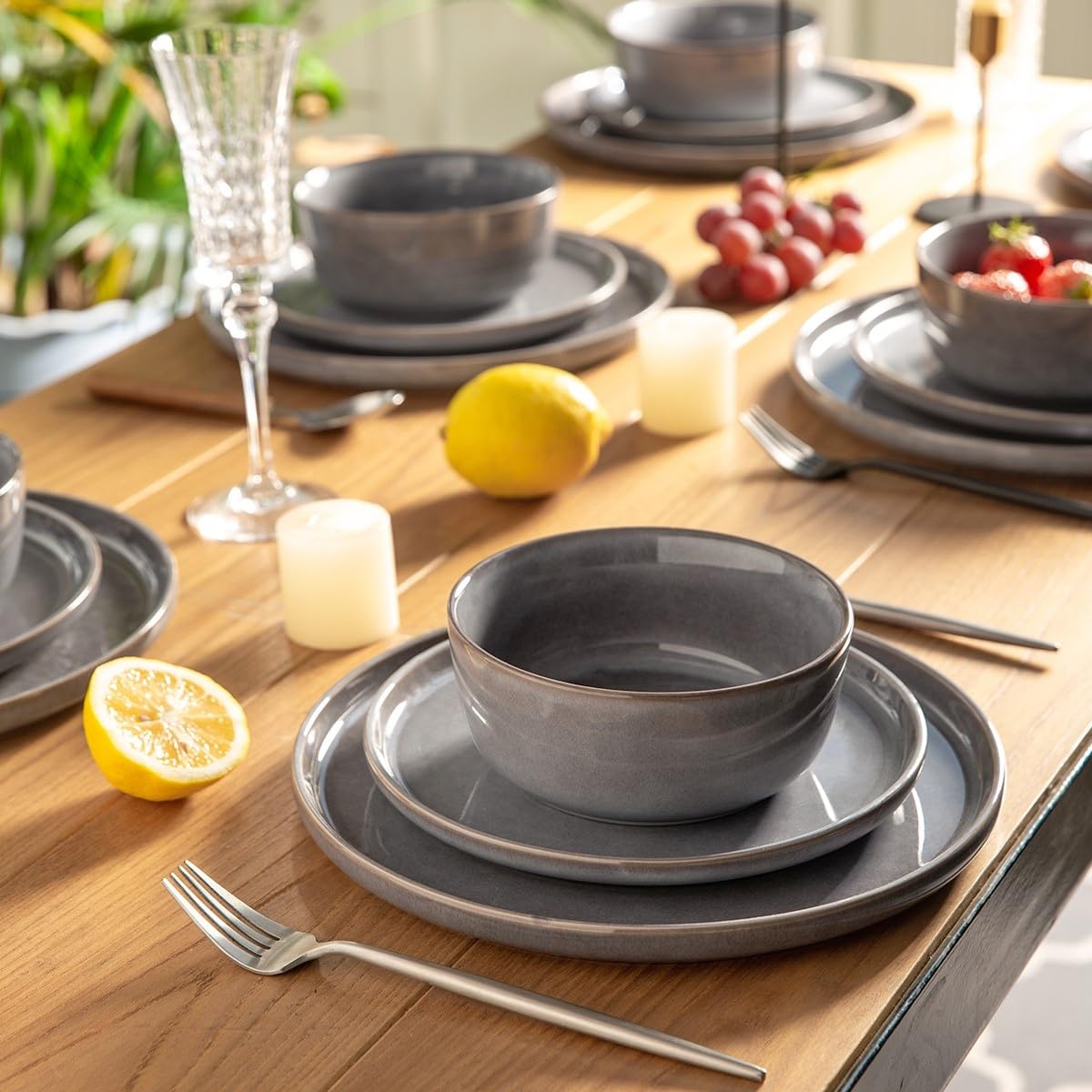 AmorArc 18-Piece Stoneware Dinnerware Set - Round Reactive Glaze Ceramic Plates & Bowls, Chip & Crack Resistant, Dishwasher & Microwave Safe - 6-Person Table Setting for Everyday Dining & Entertaining