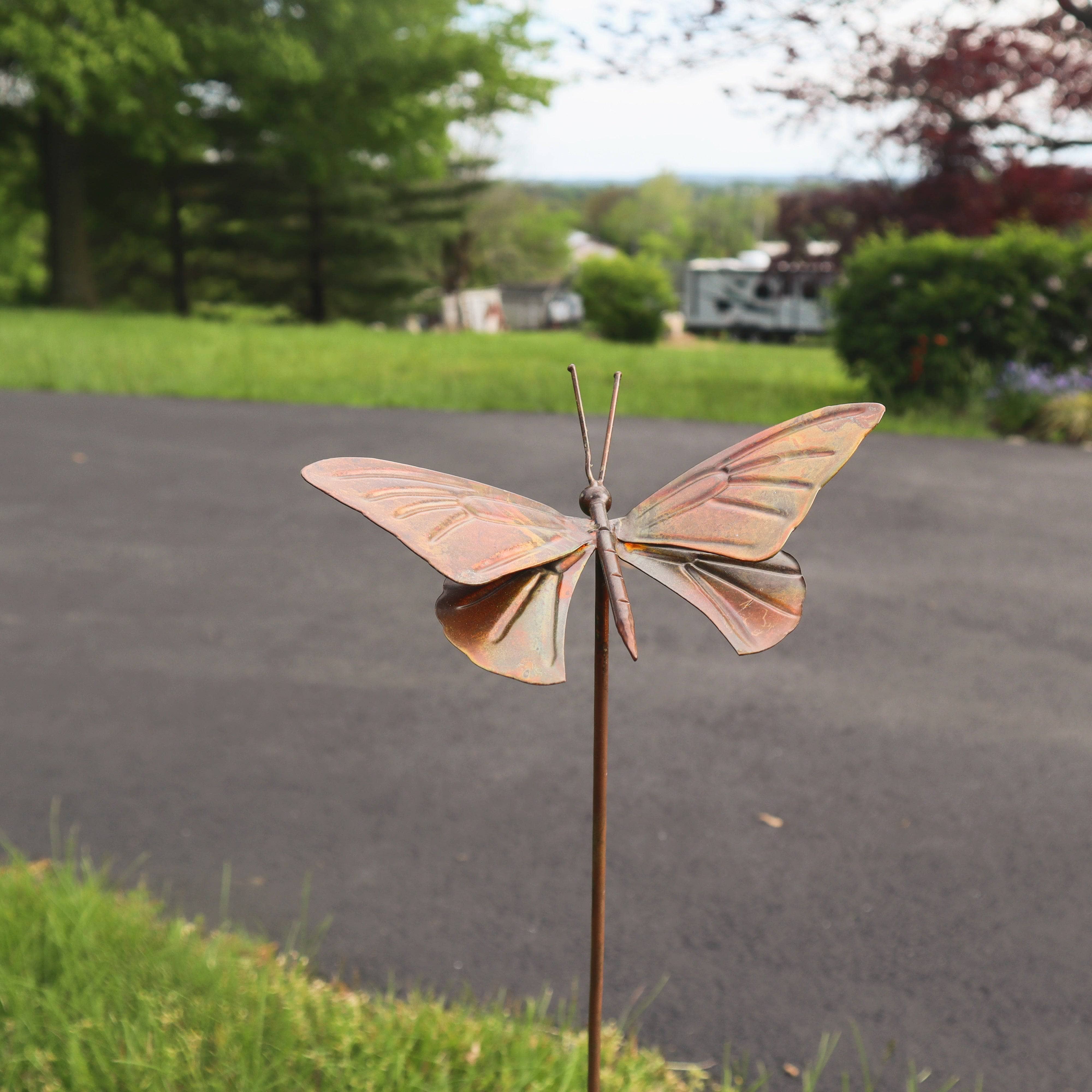 Butterfly Garden Stake - Decorative Metal Butterfly Yard Decor for Outdoor Gardens, Lawns & Flower Beds | Perfect for Spring & Summer Garden Decorations