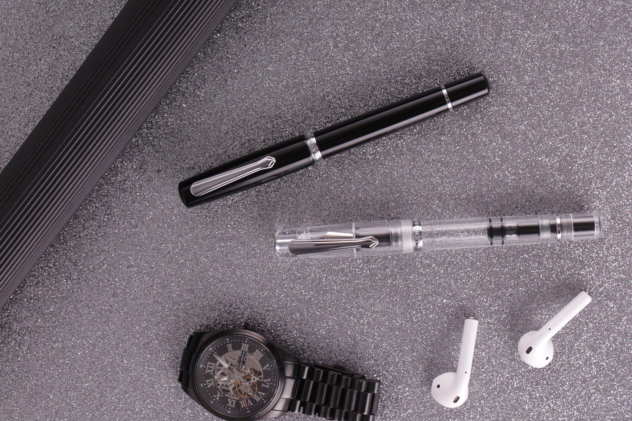 Nahvalur (Narwhal) Original Black Fountain Pen with Premium Leather Pen Sleeve - Luxury Writing Instrument for Professionals, Calligraphy & Gift Giving