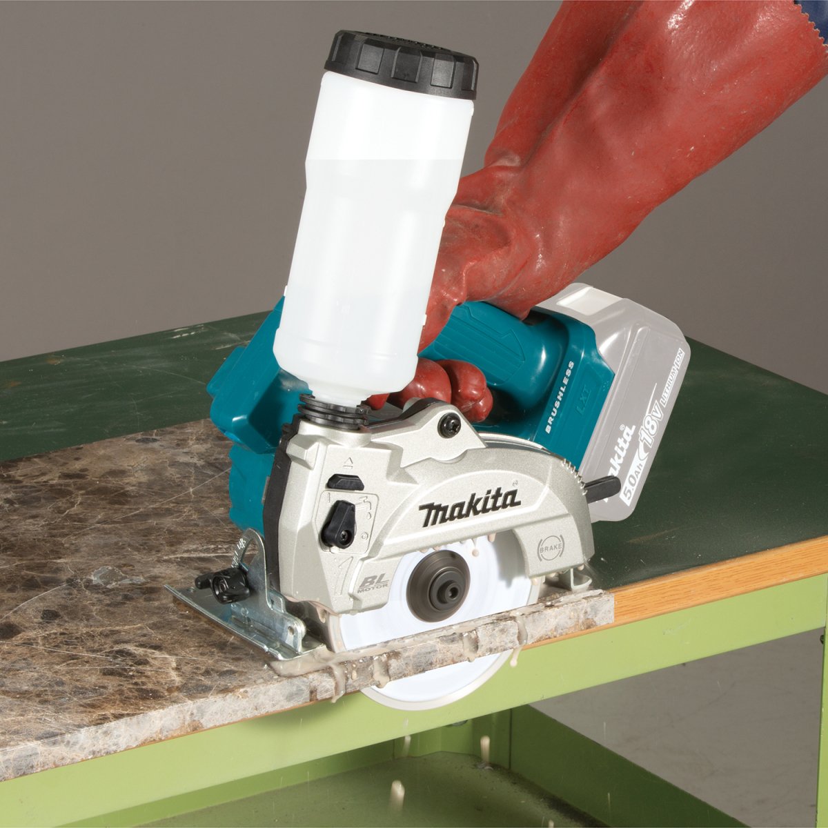 18V LXT Lithium-Ion Brushless Cordless 5-Inch Wet/Dry Masonry Saw (Tool Only) - Perfect for Concrete Cutting, Tile Work, and Masonry Projects