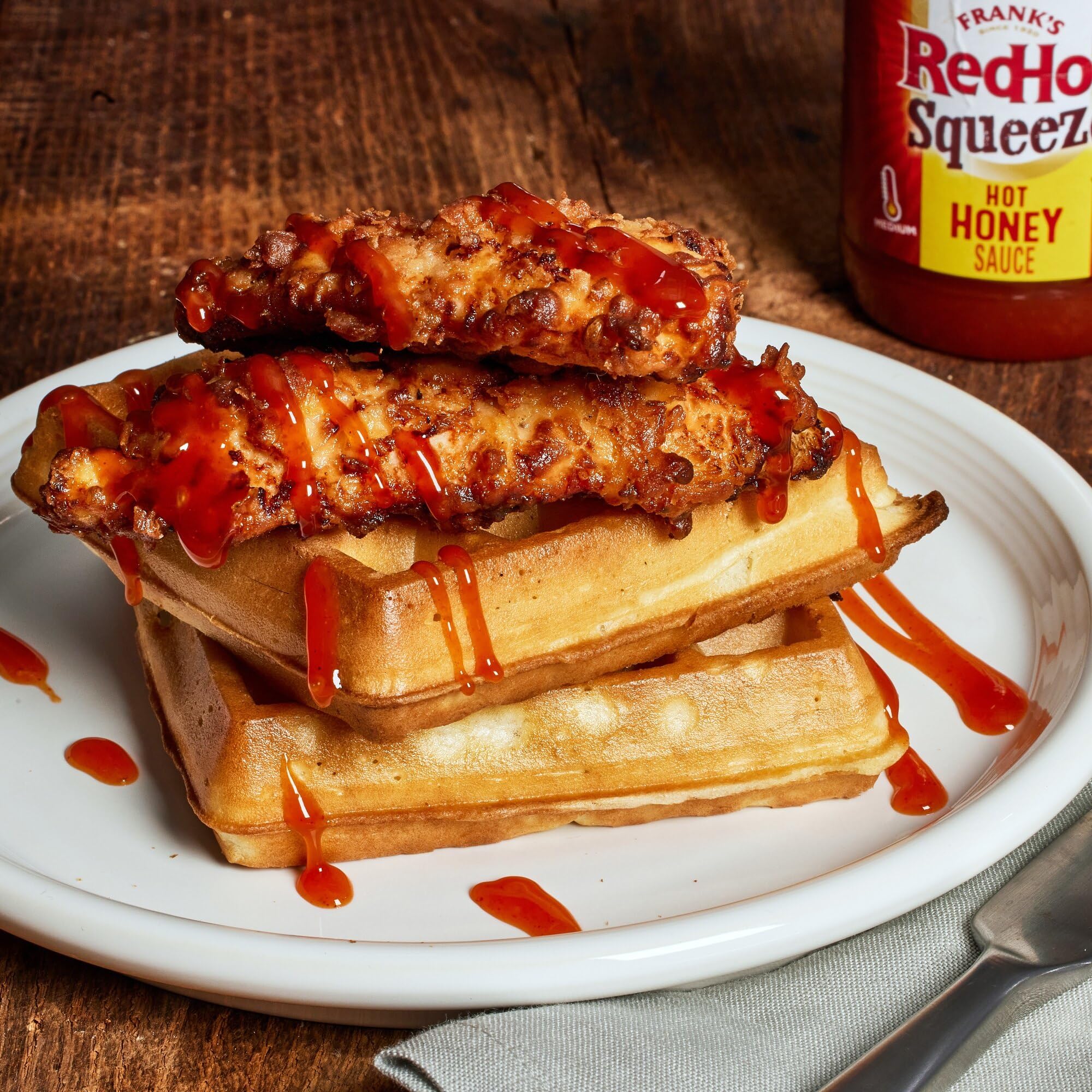 Frank's RedHot Squeeze Hot Honey Sauce - 12 fl oz Bottle | Sweet & Spicy Glaze for Wings, Chicken, Pizza & More | Perfect for BBQ, Dipping & Cooking