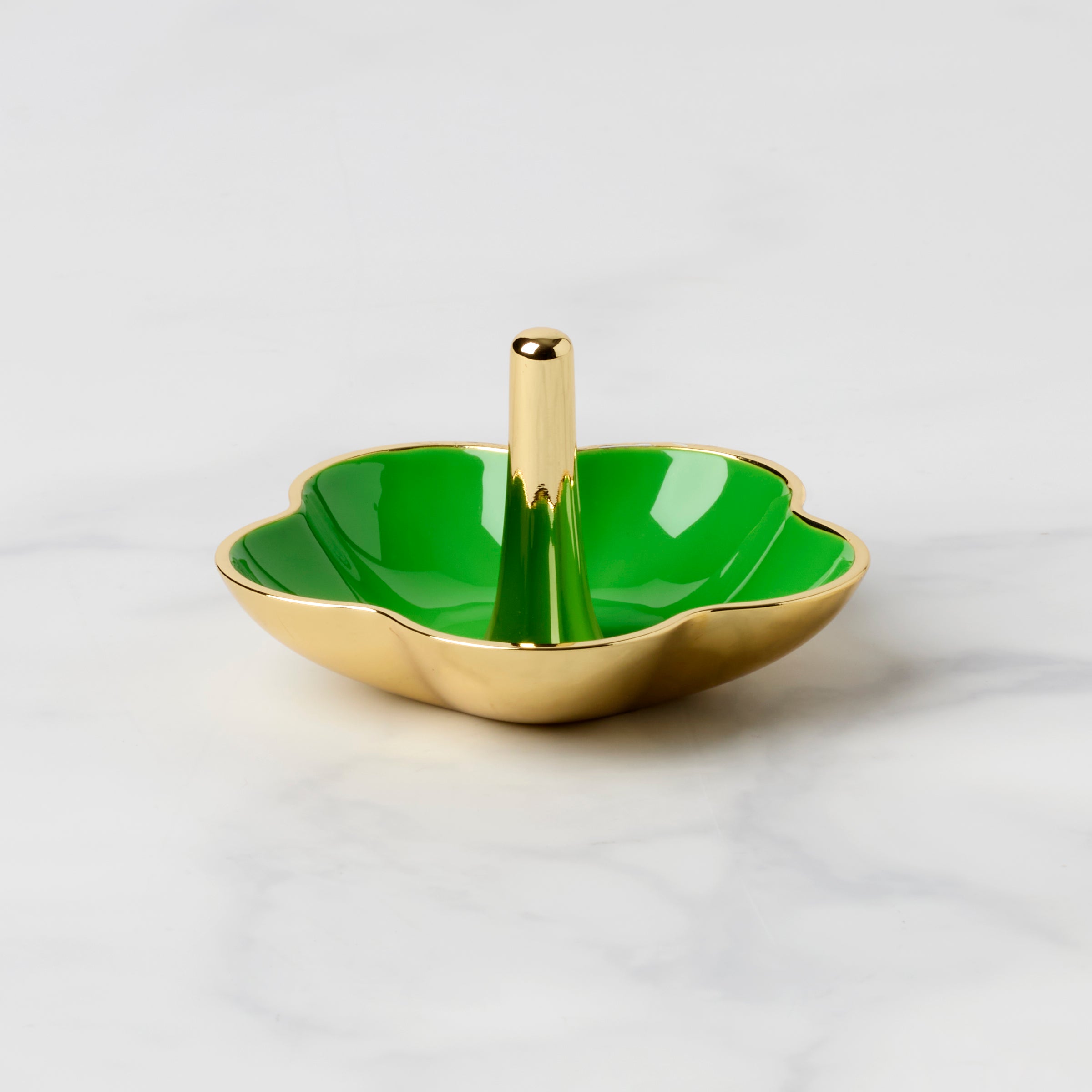 Stylish Green Metal Ring Dish - Elegant Jewelry Organizer for Rings, Earrings & Small Accessories - Perfect for Bathroom, Bedroom & Travel