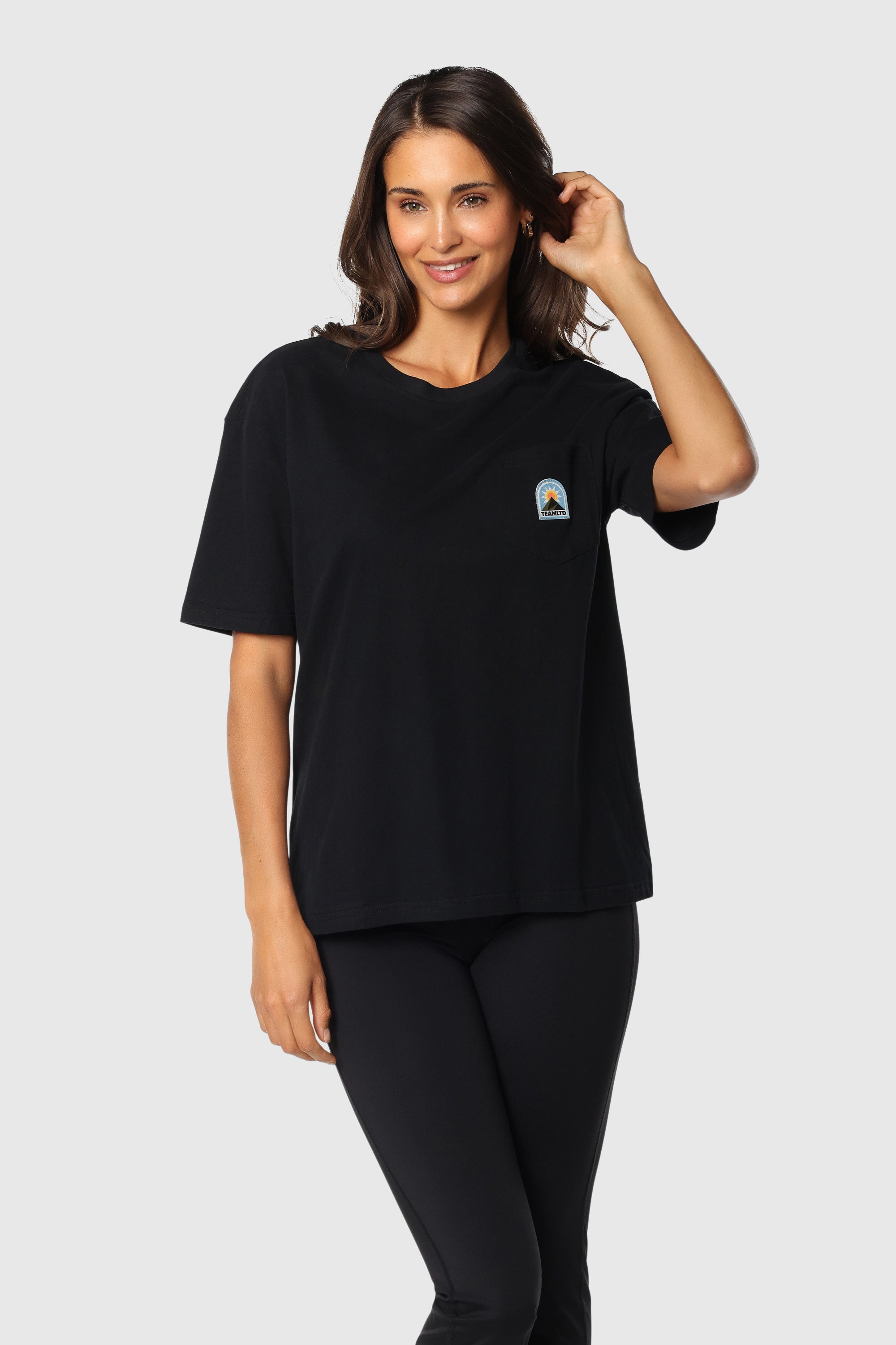 Women's Casual Horizon Pocket T-Shirt - Soft Cotton Comfort Fit Tee for Everyday Wear, Travel & Outings