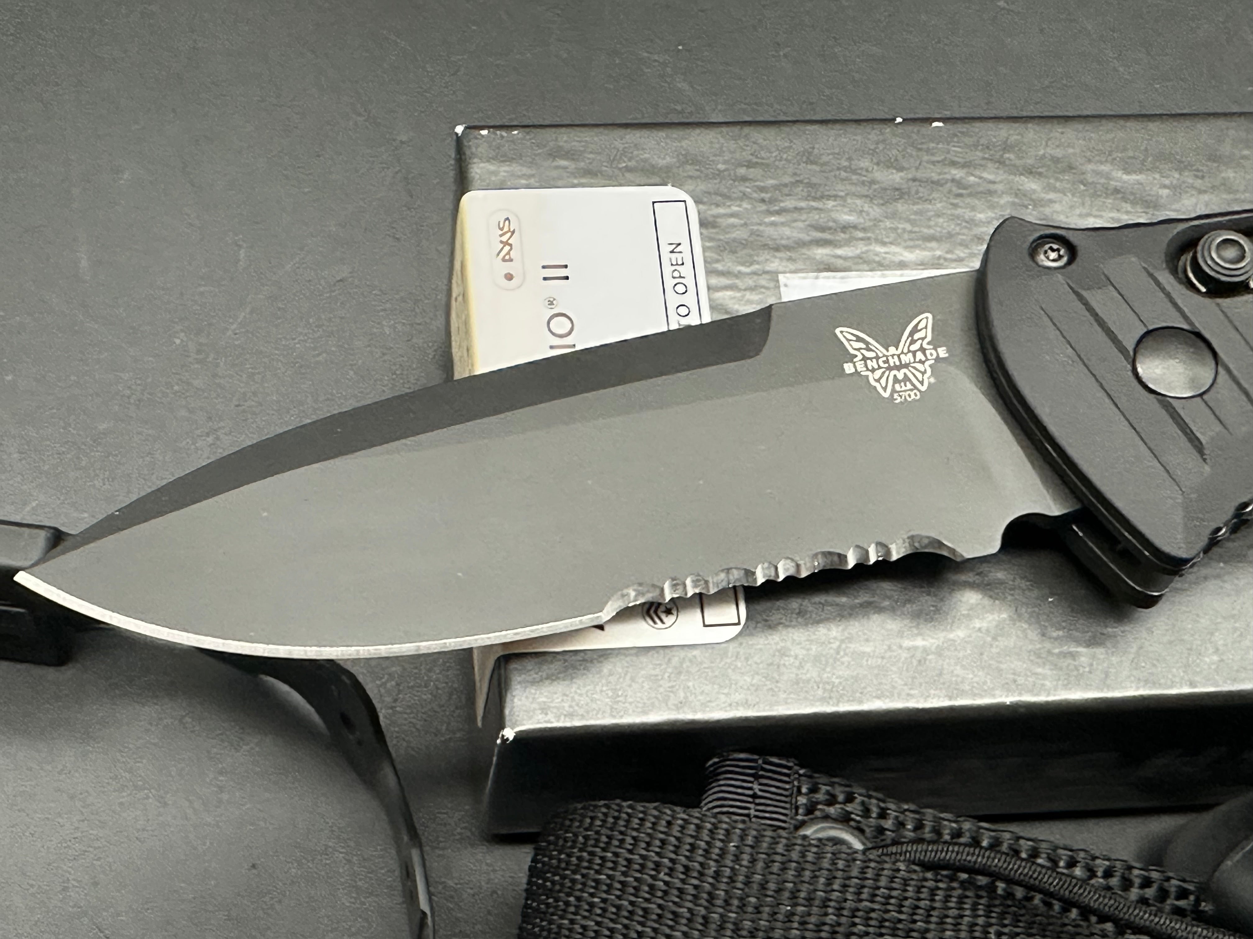 Benchmade 5700SBK Auto Presidio II Automatic Knife - 3.7