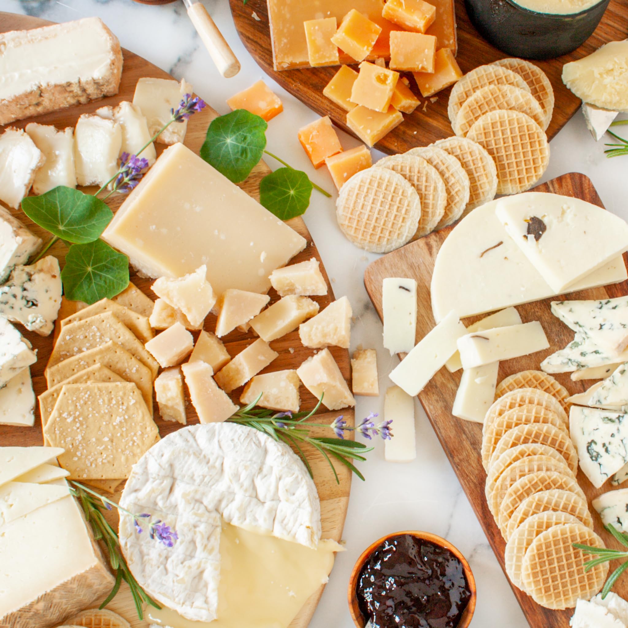 Luxury Gourmet Cheese Gift Box - 8.5 lbs Premium French, Italian & International Cheeses with Truffles & Snacks | Perfect for Holiday Gifts, Corporate Events & Wine Pairings