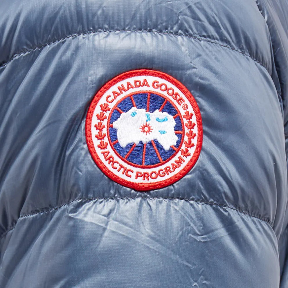Canada Goose Crofton Down Hooded Jacket - Waterproof Winter Coat for Men & Women - Warm Insulated Parka for Extreme Cold Weather - Perfect for Skiing, Hiking & Outdoor Adventures