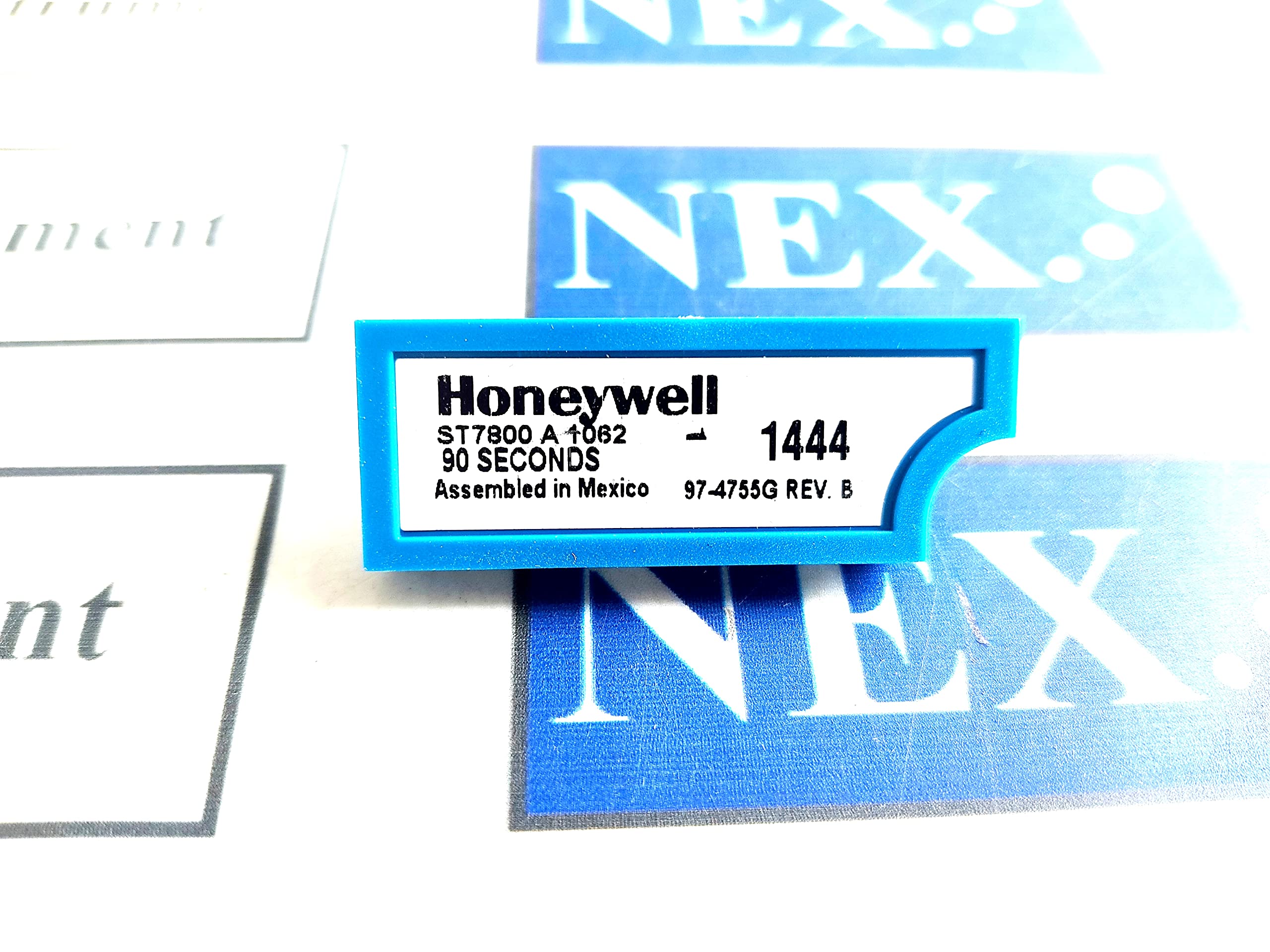 Honeywell St7800 Plug-In Purge Timer - Digital Air Quality Control Device for HVAC Systems | Perfect for Commercial Buildings, Factories & Industrial Facilities
