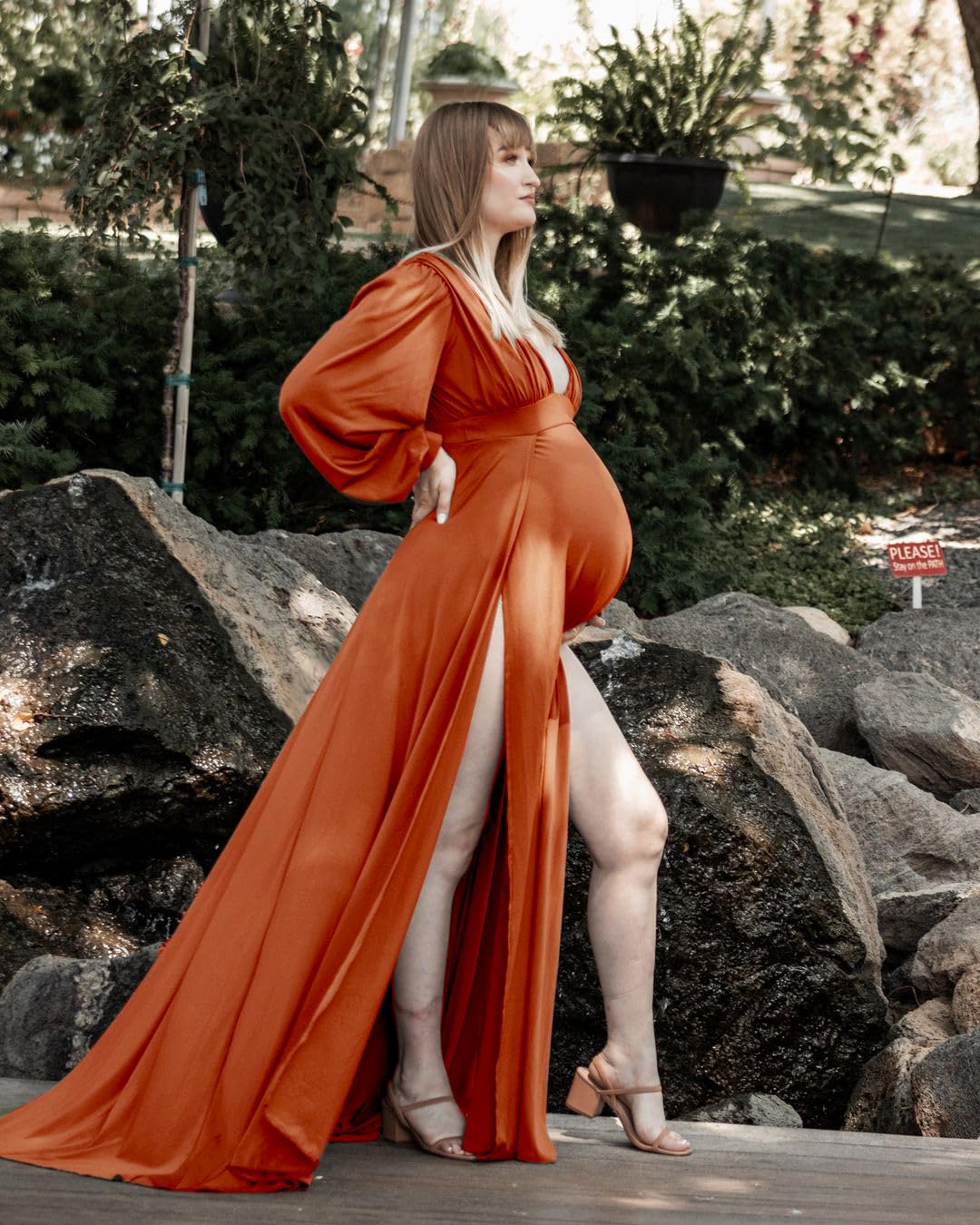 Elegant Long Sleeve Maternity Maxi Dress with Side Splits for Photoshoots - Perfect for Baby Showers, Pregnancy Announcements & Professional Maternity Photography Sessions