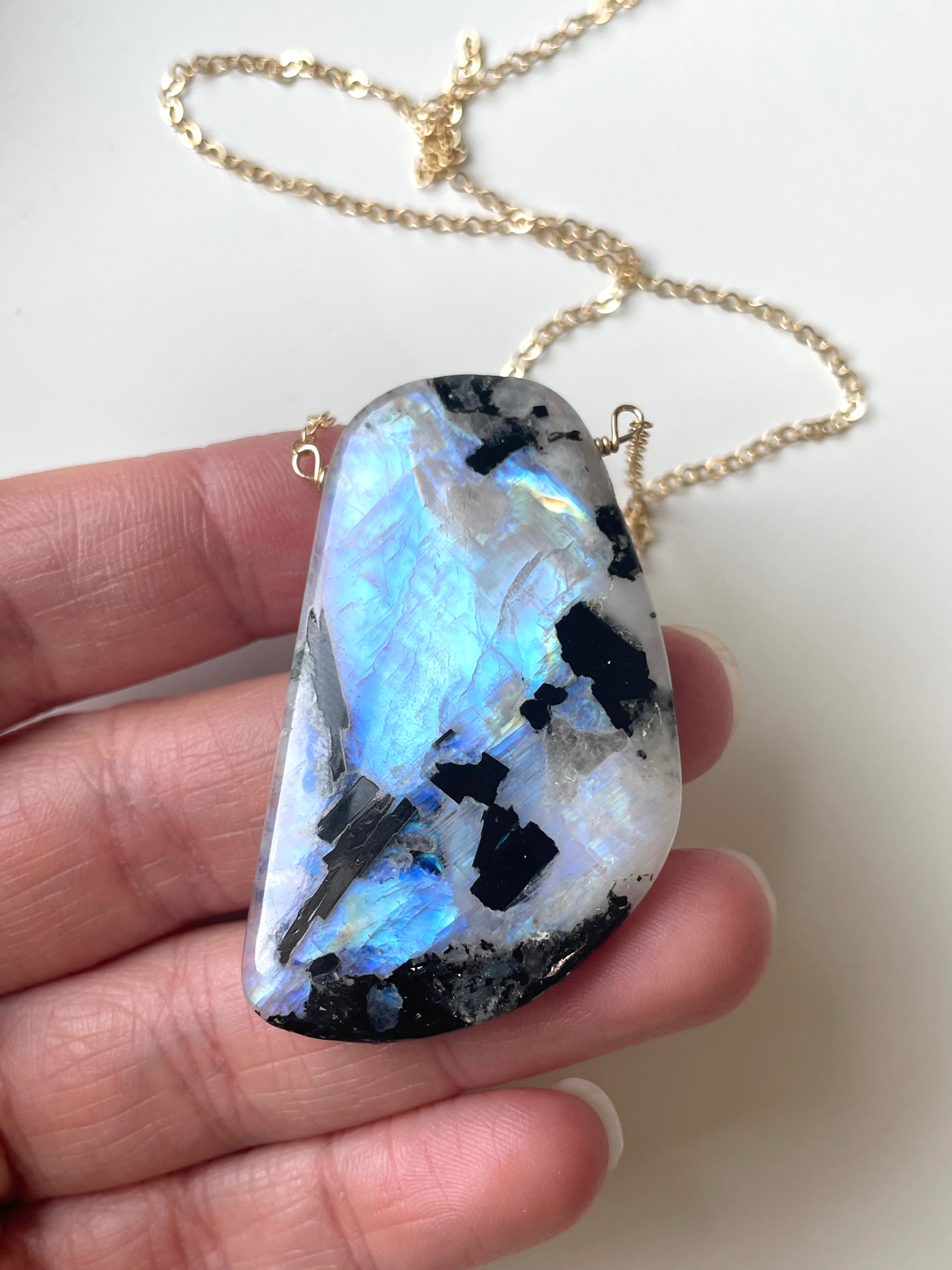 Large Moonstone Pendant Necklace 14k Gold Filled - Elegant Statement Jewelry for Women, Perfect for Weddings, Parties & Everyday Wear