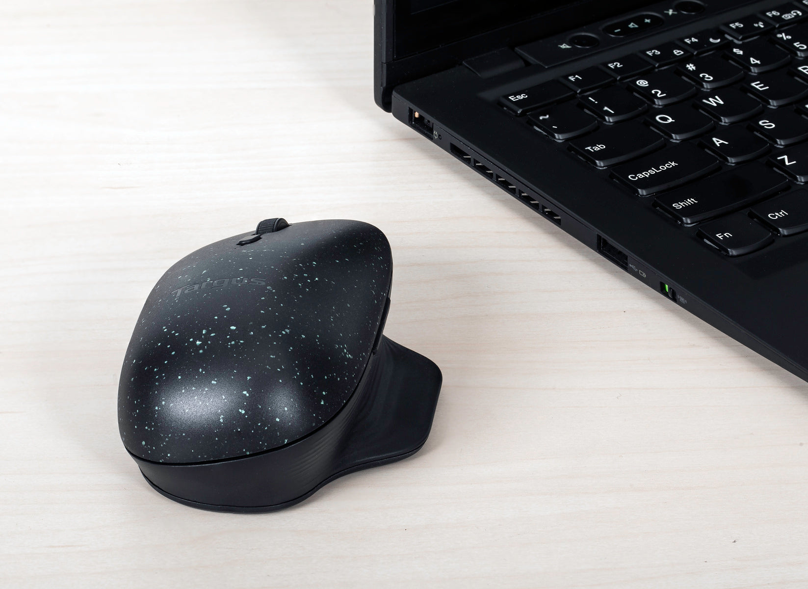 ErgoFlip™ EcoSmart™ Wireless Ergonomic Mouse - Comfortable & Eco-Friendly Computer Mouse for Office & Home Use - Perfect for Long Work Hours & Gaming