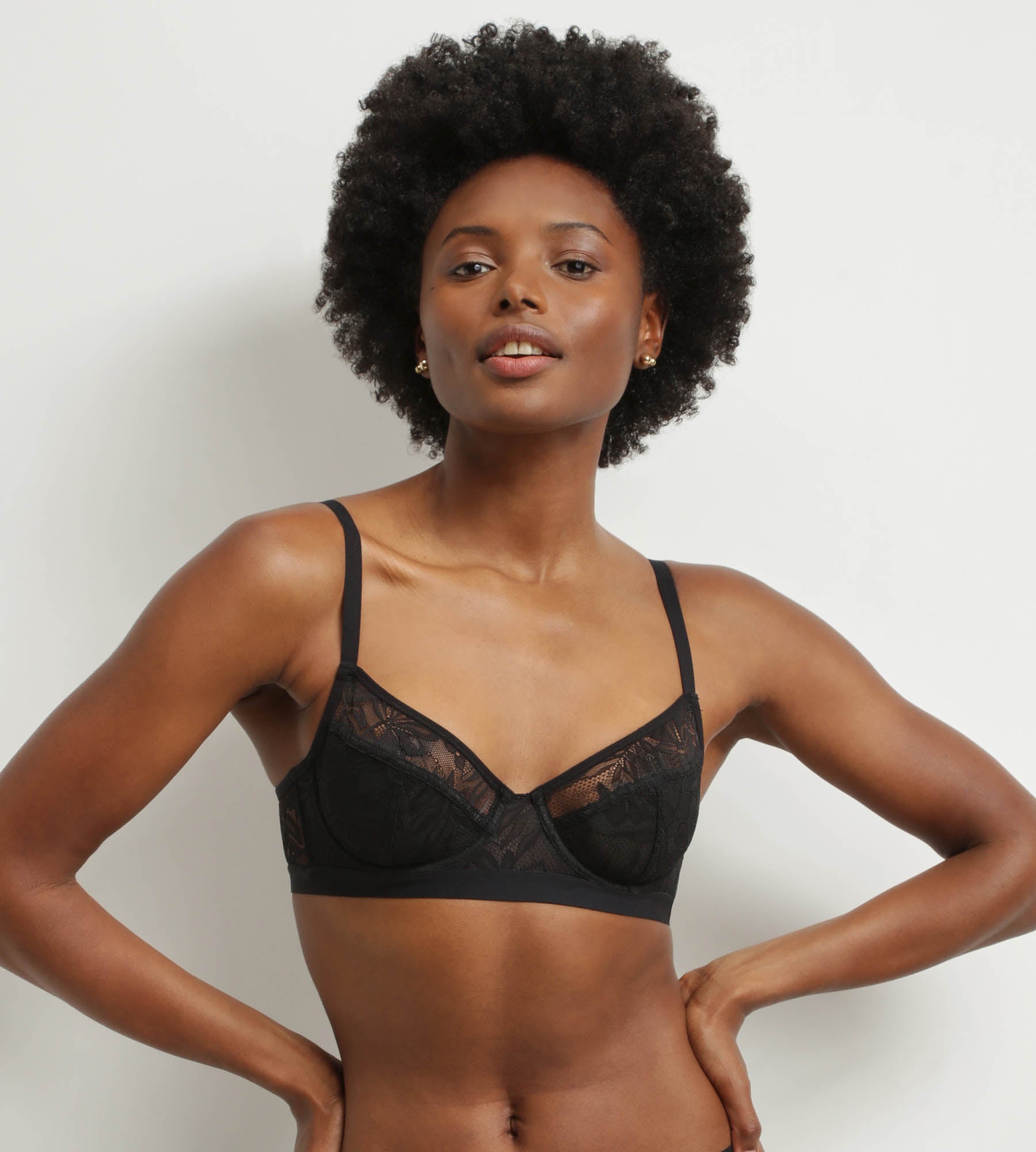 Lace Leaf Pattern Underwire Black Bra - Comfortable & Sexy for Everyday Wear or Special Occasions