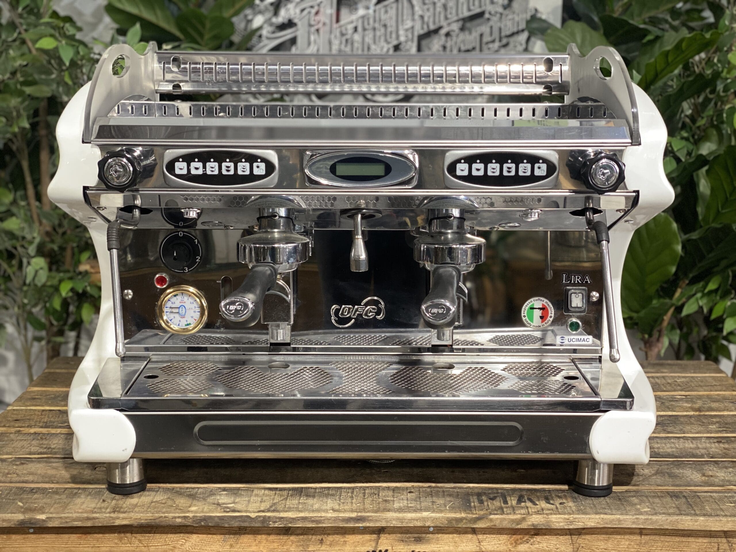 BFC Lira 2 Group White Commercial Espresso Machine - Professional Coffee Maker for Cafes, Restaurants & Offices | Perfect for High-Volume Brewing & Latte Art