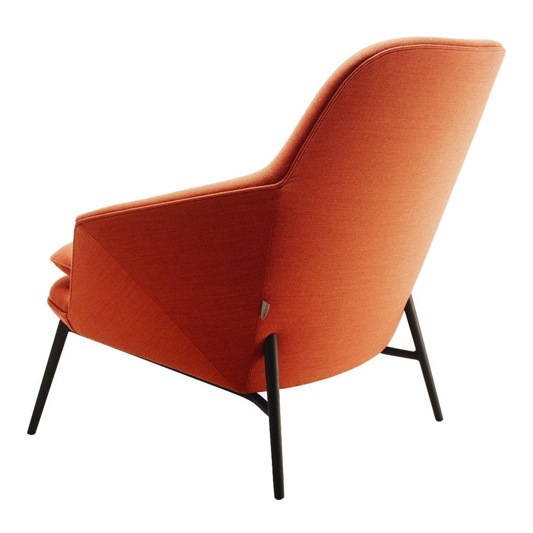 365 North Hug Chair by Wendelbo - Modern Lounge Chair for Living Room, Office & Relaxation - Scandinavian Design with Comfortable Cushions