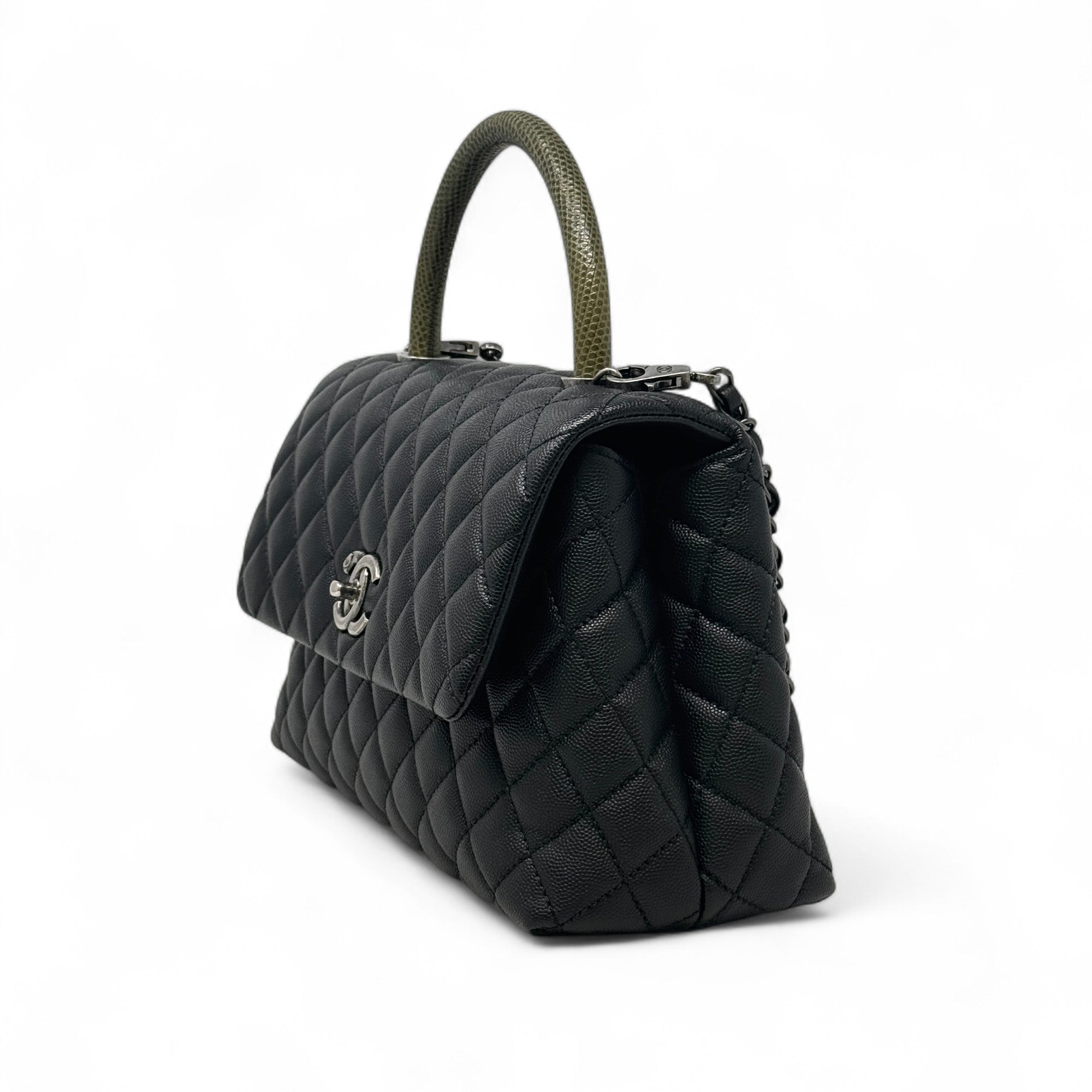 Chanel Black Medium Coco Handle Bag in Lizard Leather - Perfect for Evening Events & Luxury Fashion Accessories