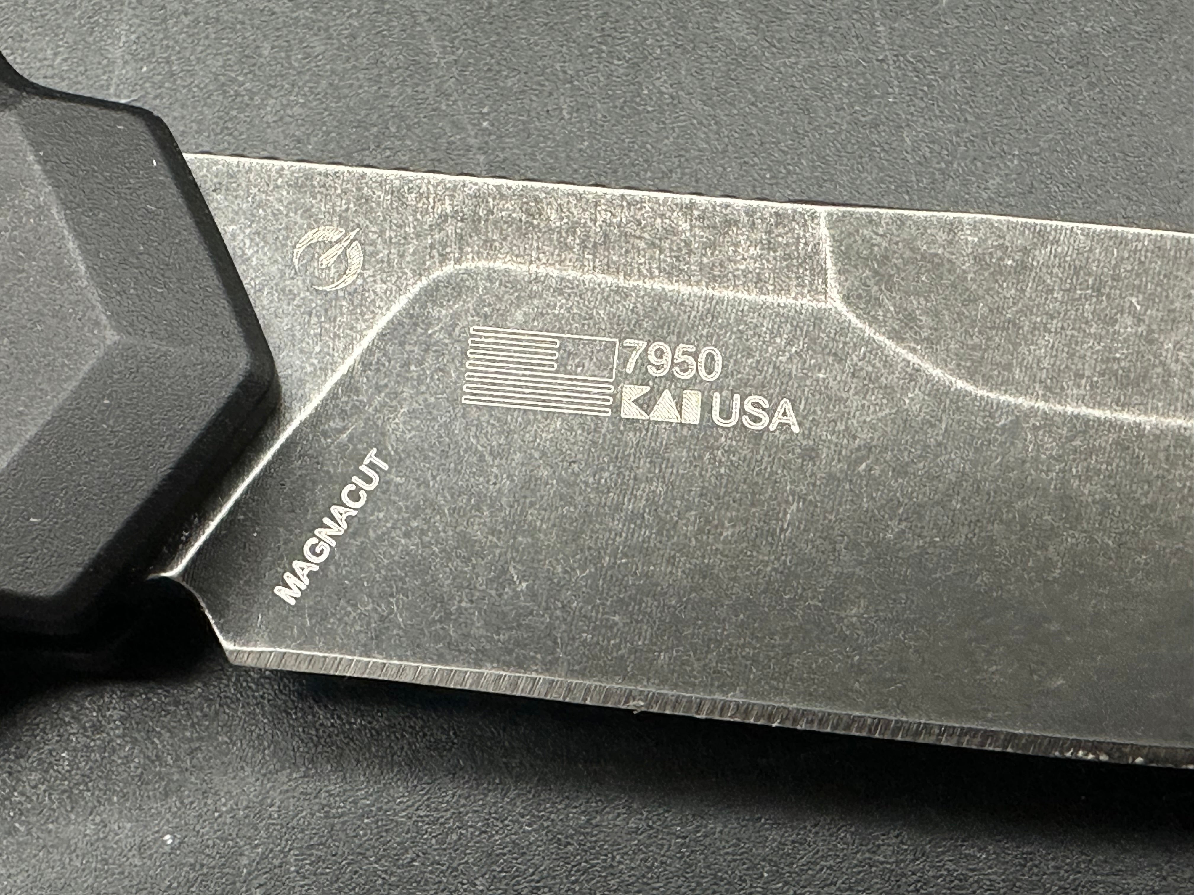 Kershaw Launch 15 Automatic Knife - MagnaCut Blade, Aluminum/Micarta Handle, 3.5