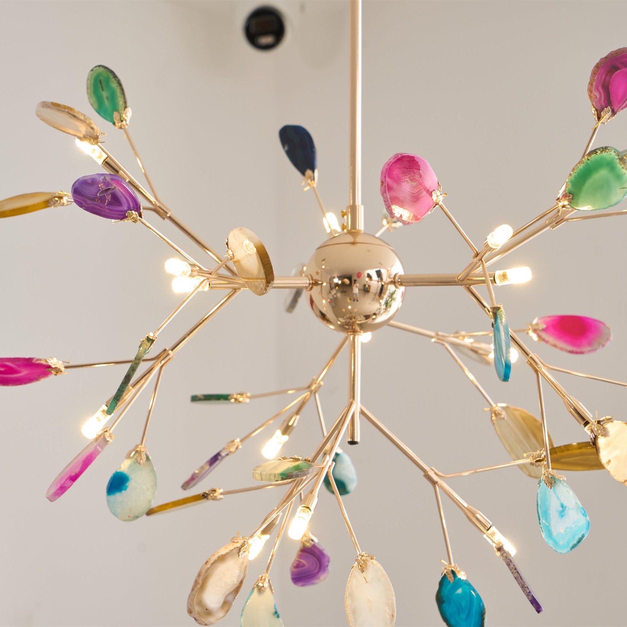 Elegant Agate Flake Crystal Chandelier - Handcrafted Natural Stone Pendant Light Fixture for Dining Room, Living Room & Bedroom Decor