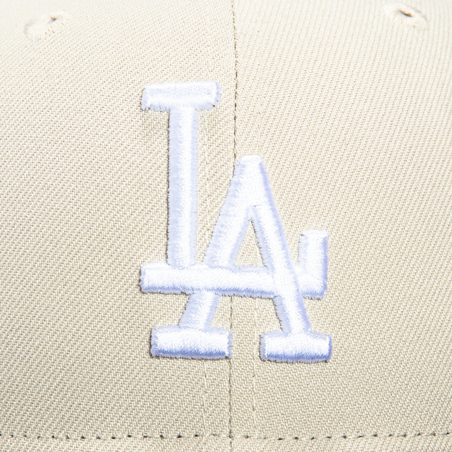 New Era 59Fifty Los Angeles Dodgers Baseball Cap - Adjustable Snapback Hat in Stone & Navy Colors | Perfect for Baseball Games, Streetwear Fashion & Sports Fans