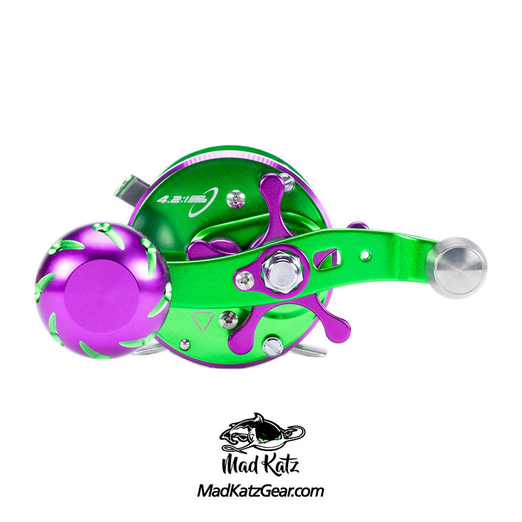 Mad Katz Reel Xalt 6550 Fishing Reel - Lightweight Saltwater Spinning Reel with Smooth Drag System - Perfect for Surf Fishing, Pier Fishing, and Offshore Angling