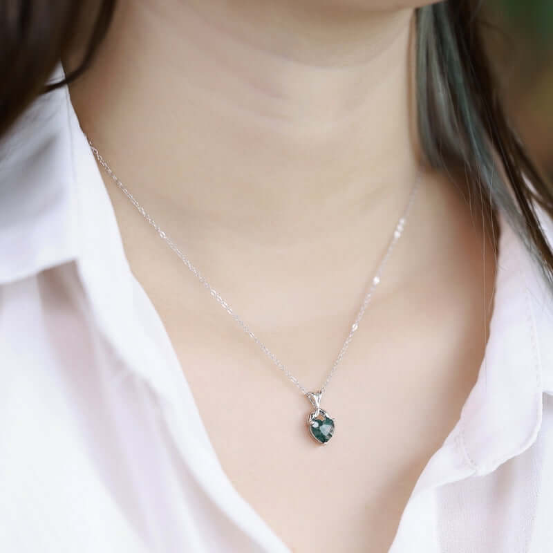Natural Moss Agate Heart Pendant Necklace for Women - Healing Crystal Jewelry Gift for Her - Perfect for Meditation, Yoga & Spiritual Healing