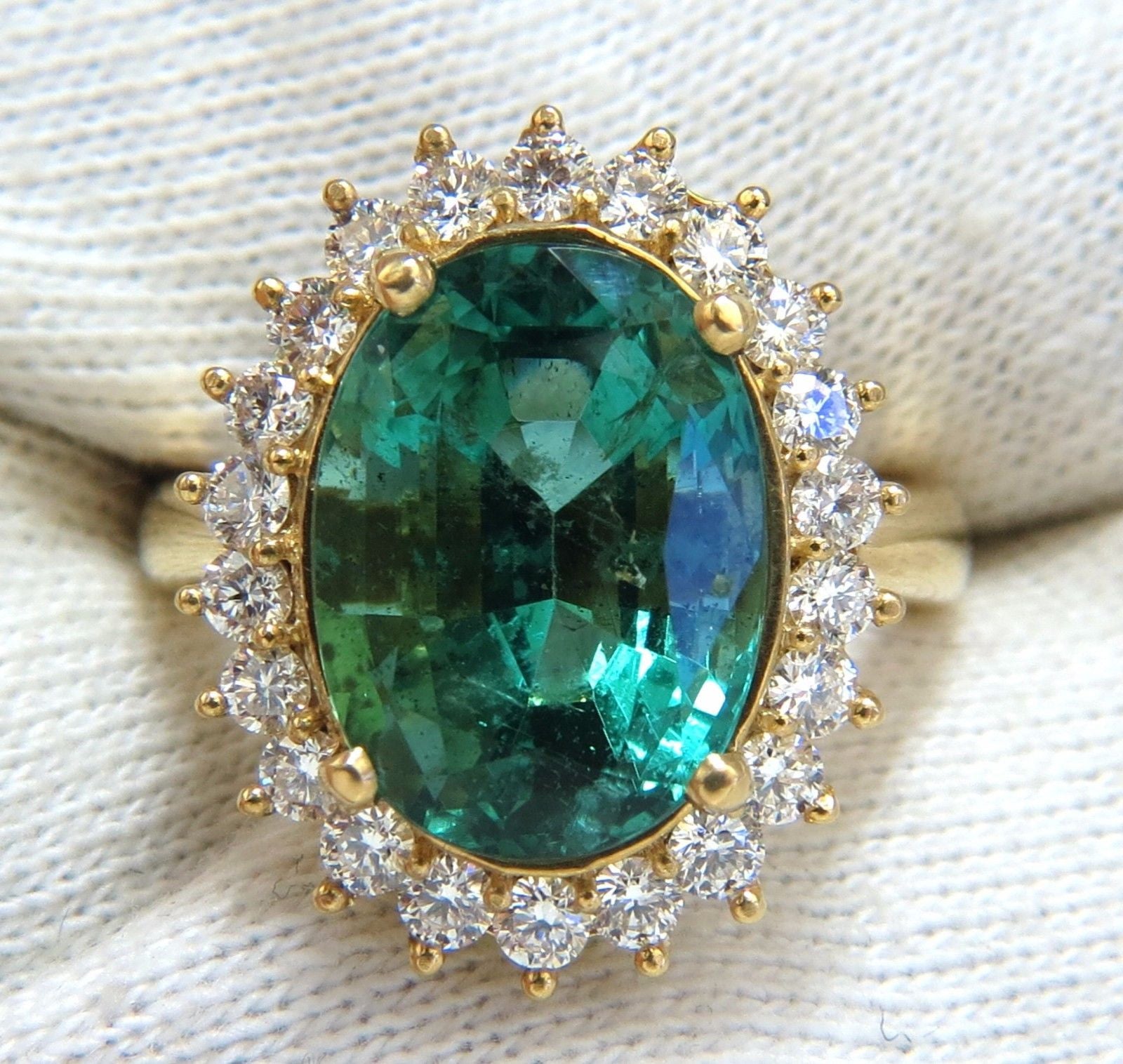 GIA Certified 8.60 Carat Natural Green Emerald Diamond Ring 18K Gold F1 Halo Prime - Elegant Engagement & Wedding Jewelry for Women