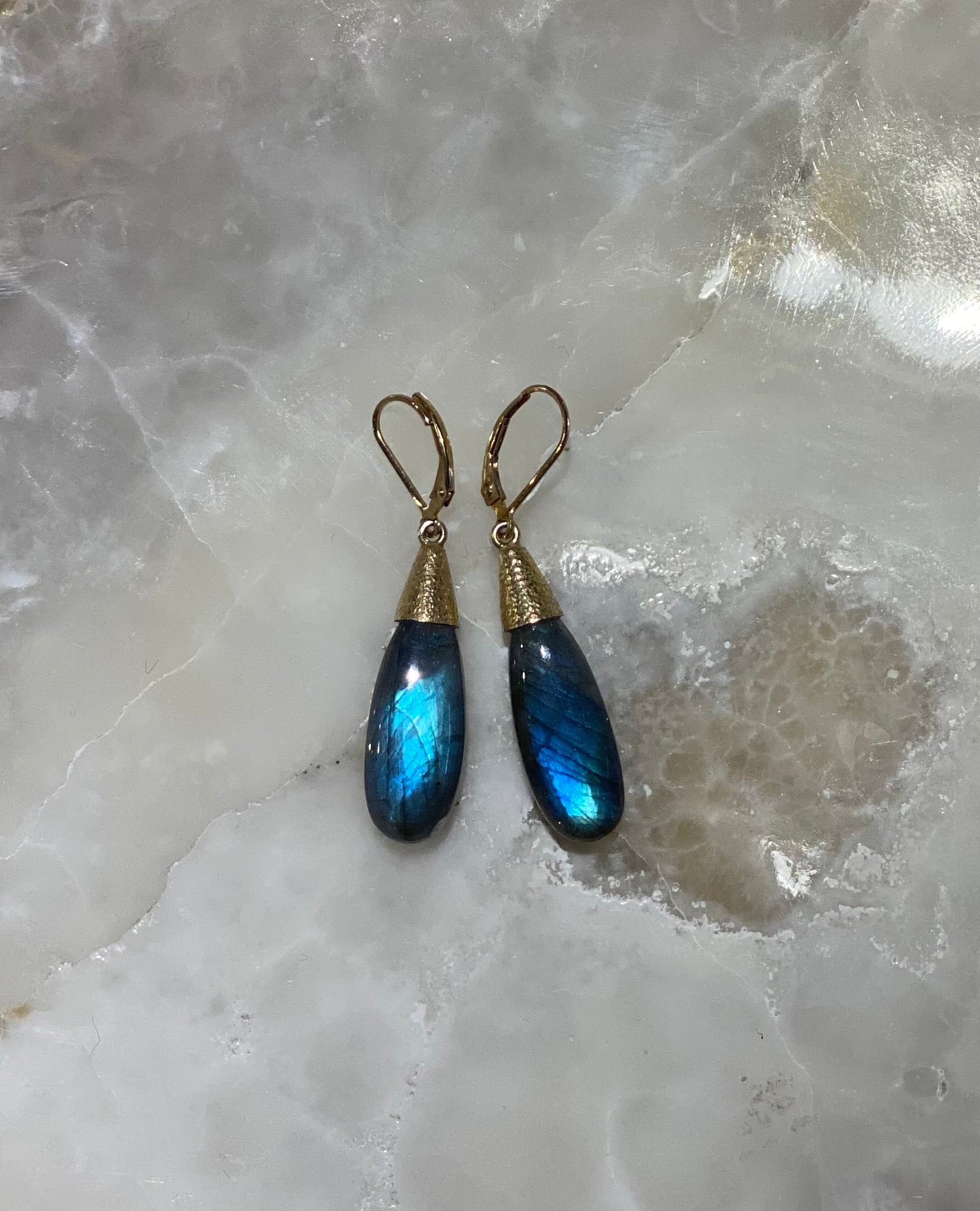 Labradorite Earrings for Women - Natural Stone Dangle Earrings for Healing & Protection - Perfect for Everyday Wear, Meditation & Spiritual Practices