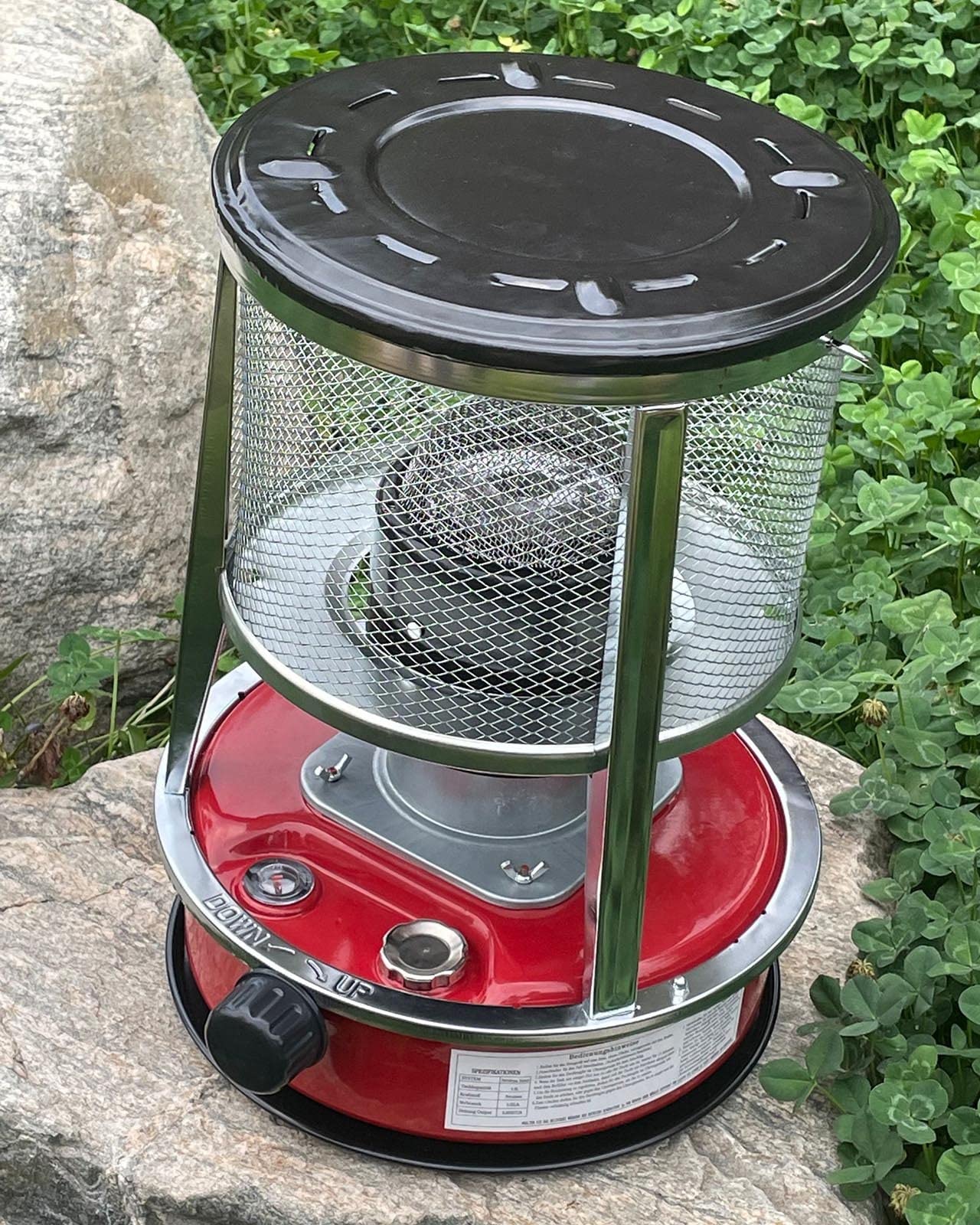 Portable 9,000 BTU Kerosene Heater for Indoor & Outdoor Use - Emergency Heating, Camping, Garage, Patio, Tent (4.6L Capacity, Red) | Fast Heating Wick Stove for Winter Survival & Power Outages