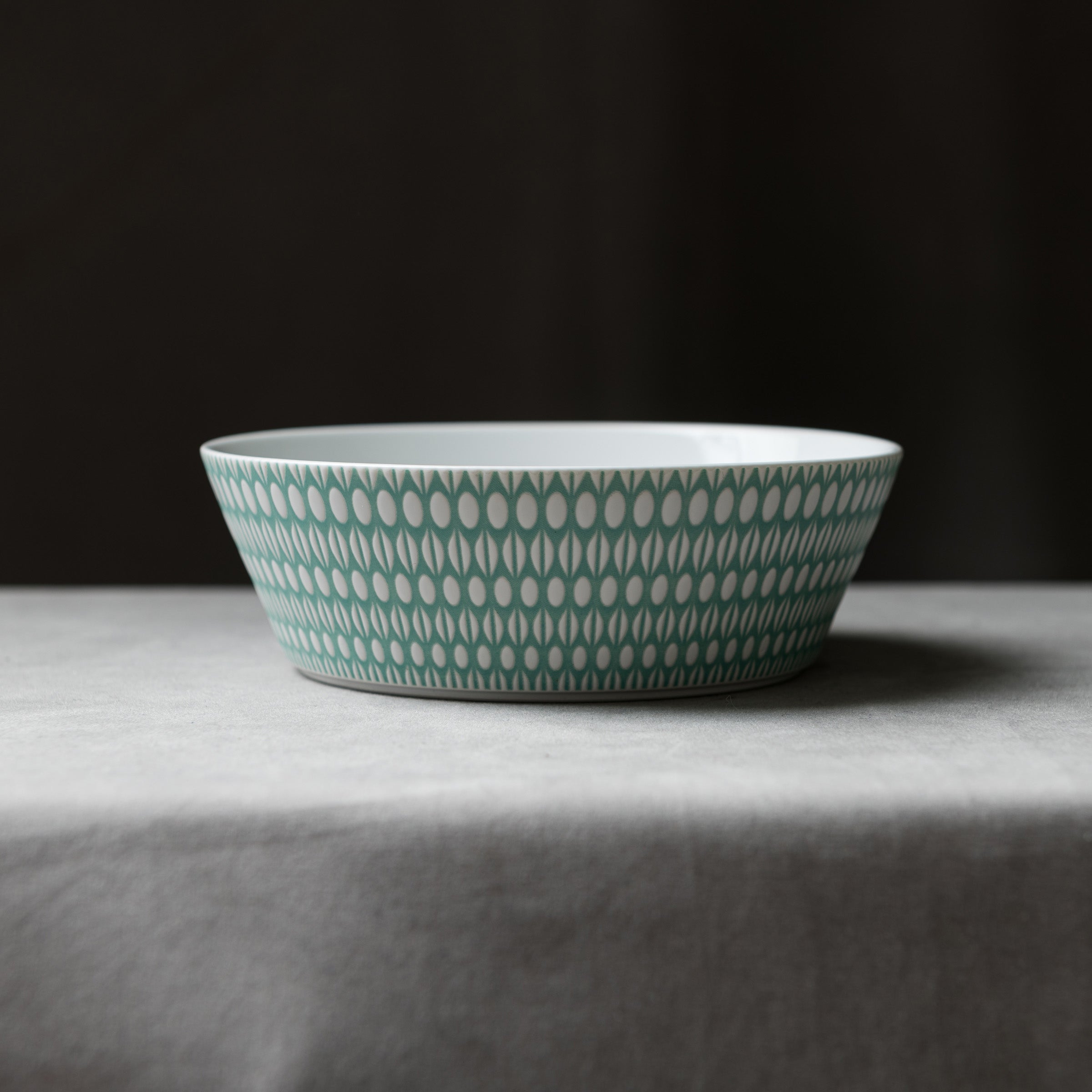 NISHIYAMA Saint Amuse Bowl - 5 Color Options | Elegant Ceramic Serving Bowl for Salads, Pasta & Desserts | Perfect for Dining, Entertaining & Gifts