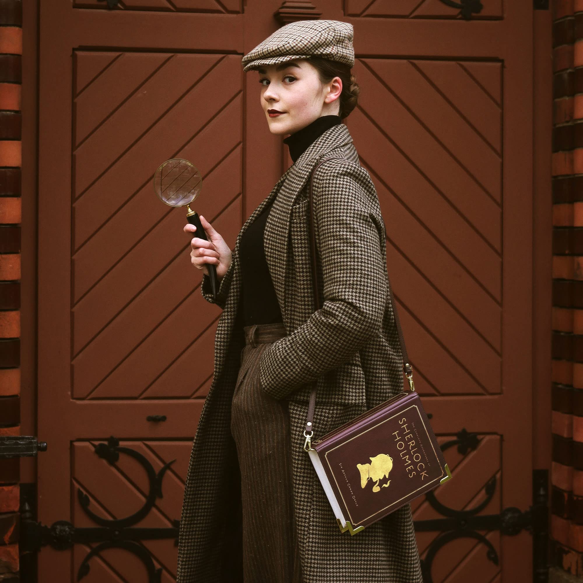 Sherlock Holmes Themed Vegan Leather Crossbody Purse for Book Lovers - Large Capacity Bookish Handbag for Women | Perfect for Reading Cafés, Library Visits & Literary Events