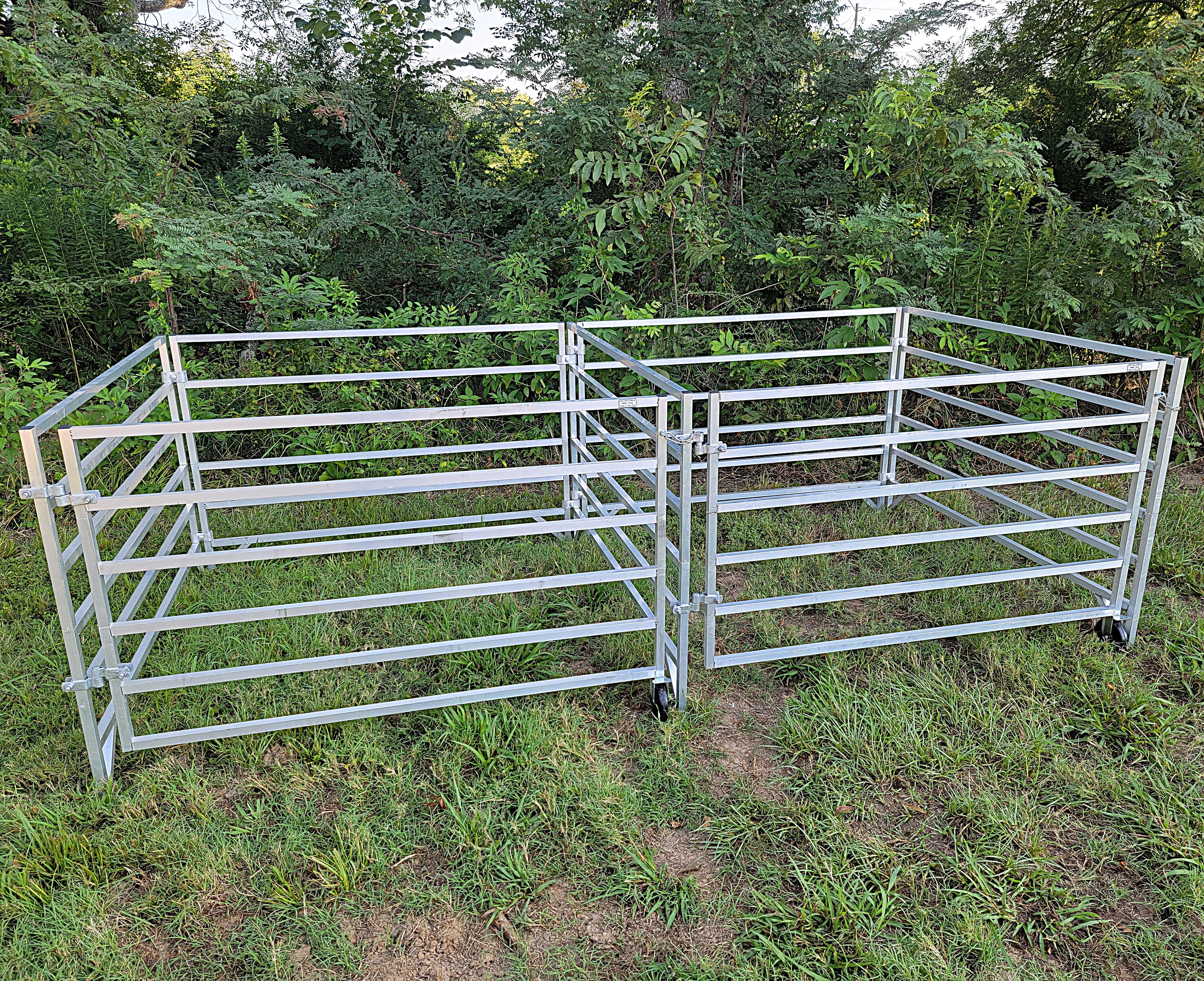 5 Ft x 5 Ft Aluminum 6-Rail Stall Kit with 2 Panels & 1 Gate - Heavy Duty Horse Stall Extension for Barns, Arenas & Pastures