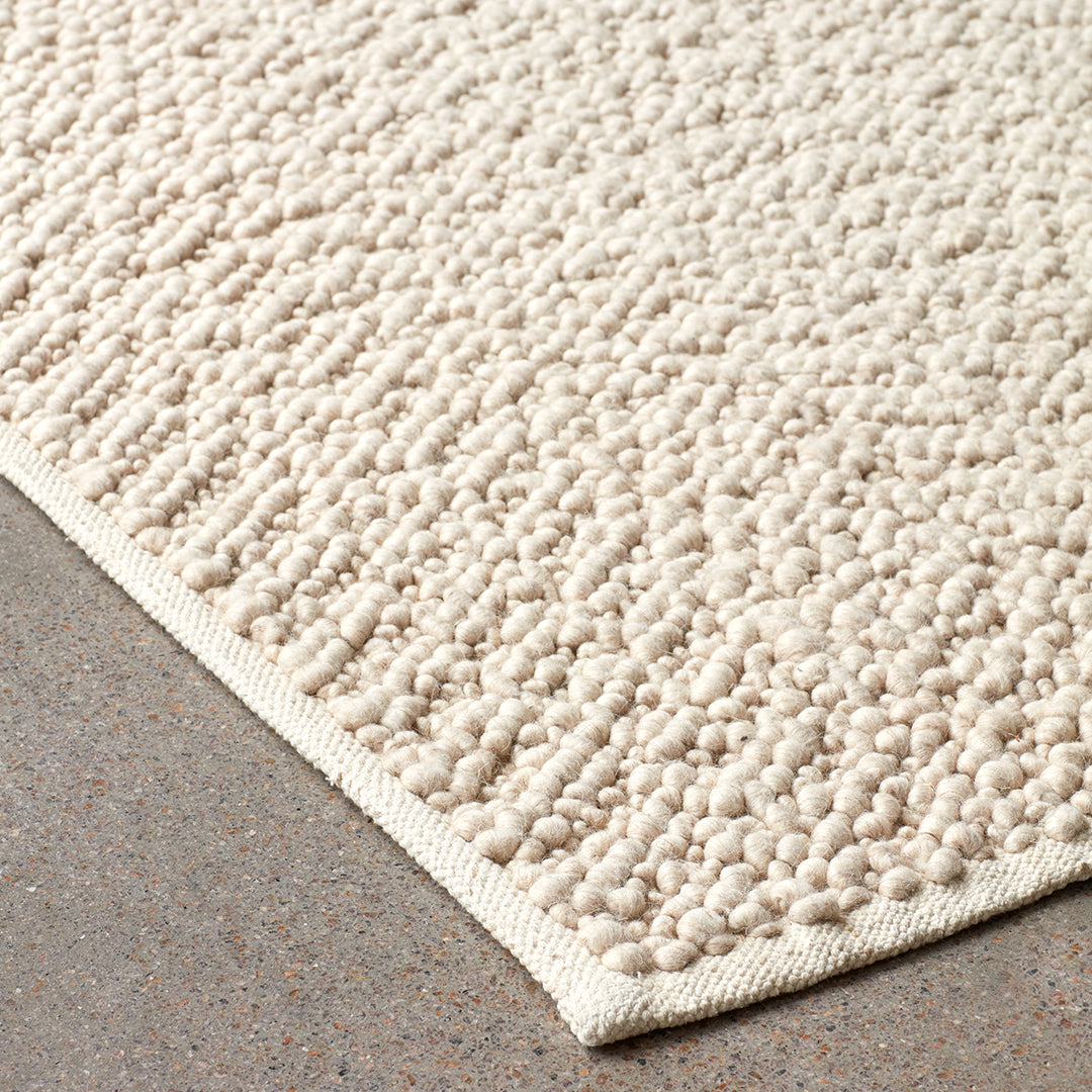 Nina Bruun Gravel Rug - Modern Handwoven Wool Area Rug for Living Room, Bedroom & Dining Room - Boho Chic Home Decor for Cozy & Stylish Interiors