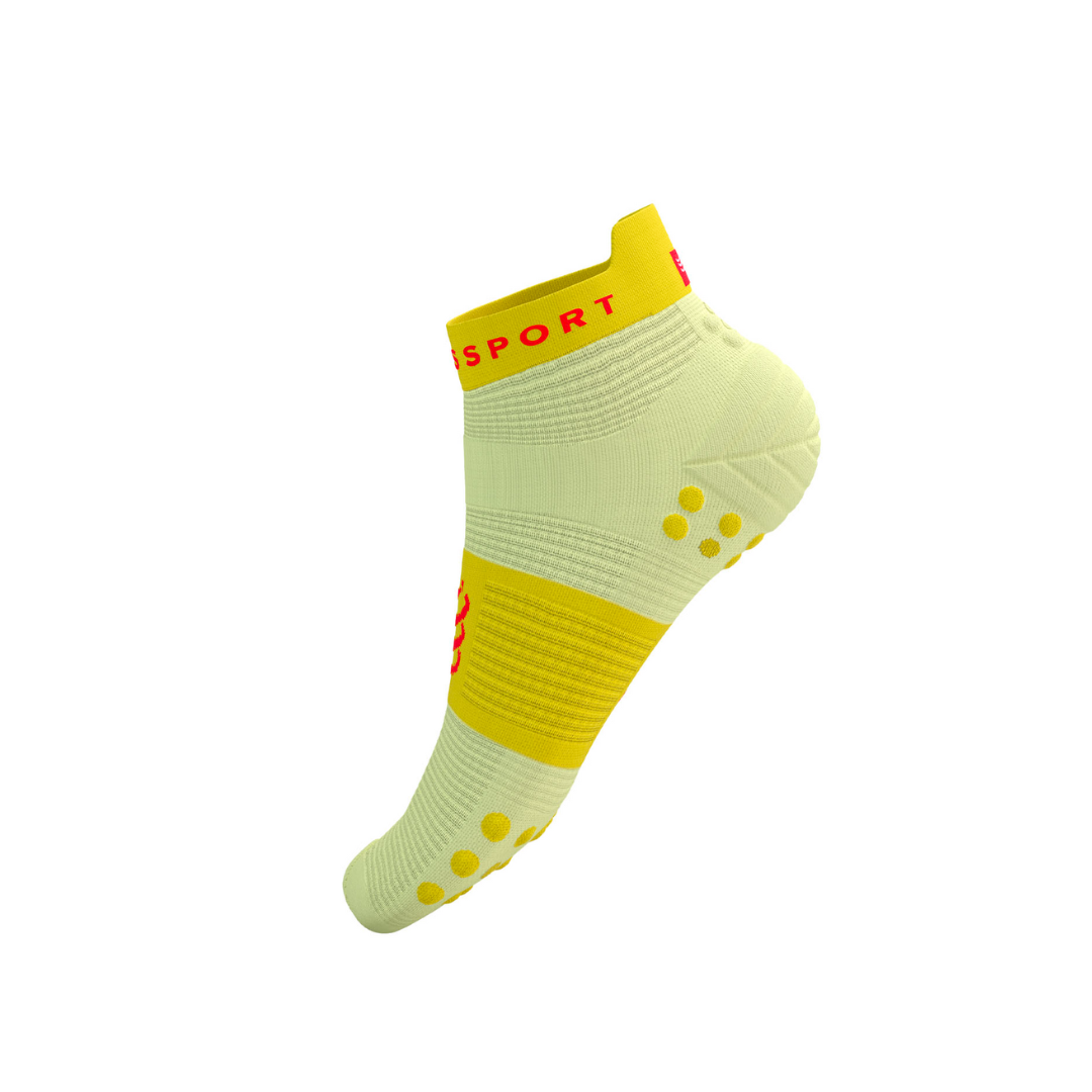 Compressport Pro Racing Socks v4.0 - Unisex Running Socks for Marathon & Triathlon - Lightweight Performance Athletic Socks for Men & Women - Perfect for Long Distance Running, Cycling & Sports Training