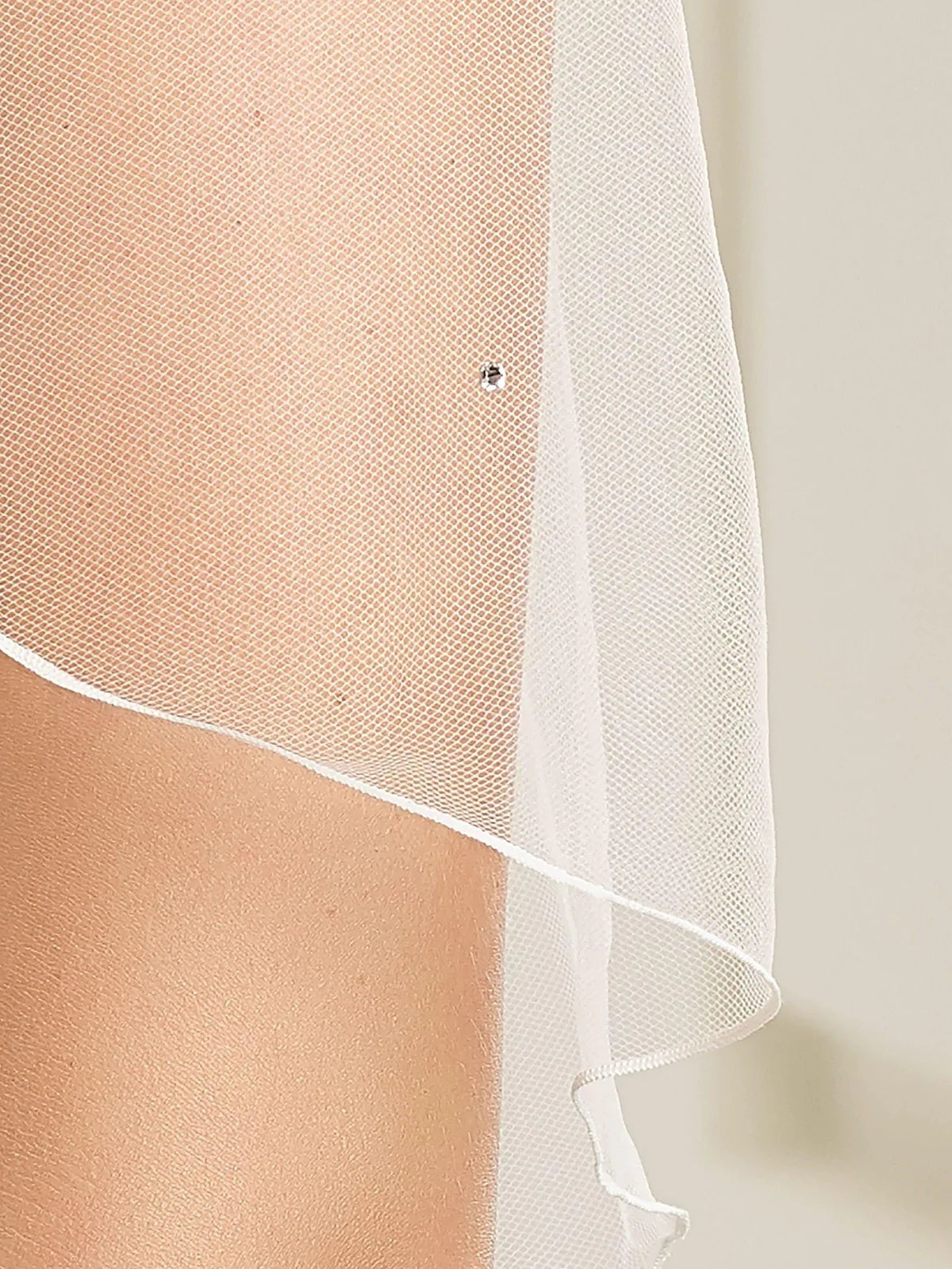 Elegant Single Tier Fingertip Wedding Veil with Corded Edge - Soft Ivory Tulle & Crystal Embellishments (S320) | Perfect for Bridal Ceremonies, Photoshoots & Romantic Weddings