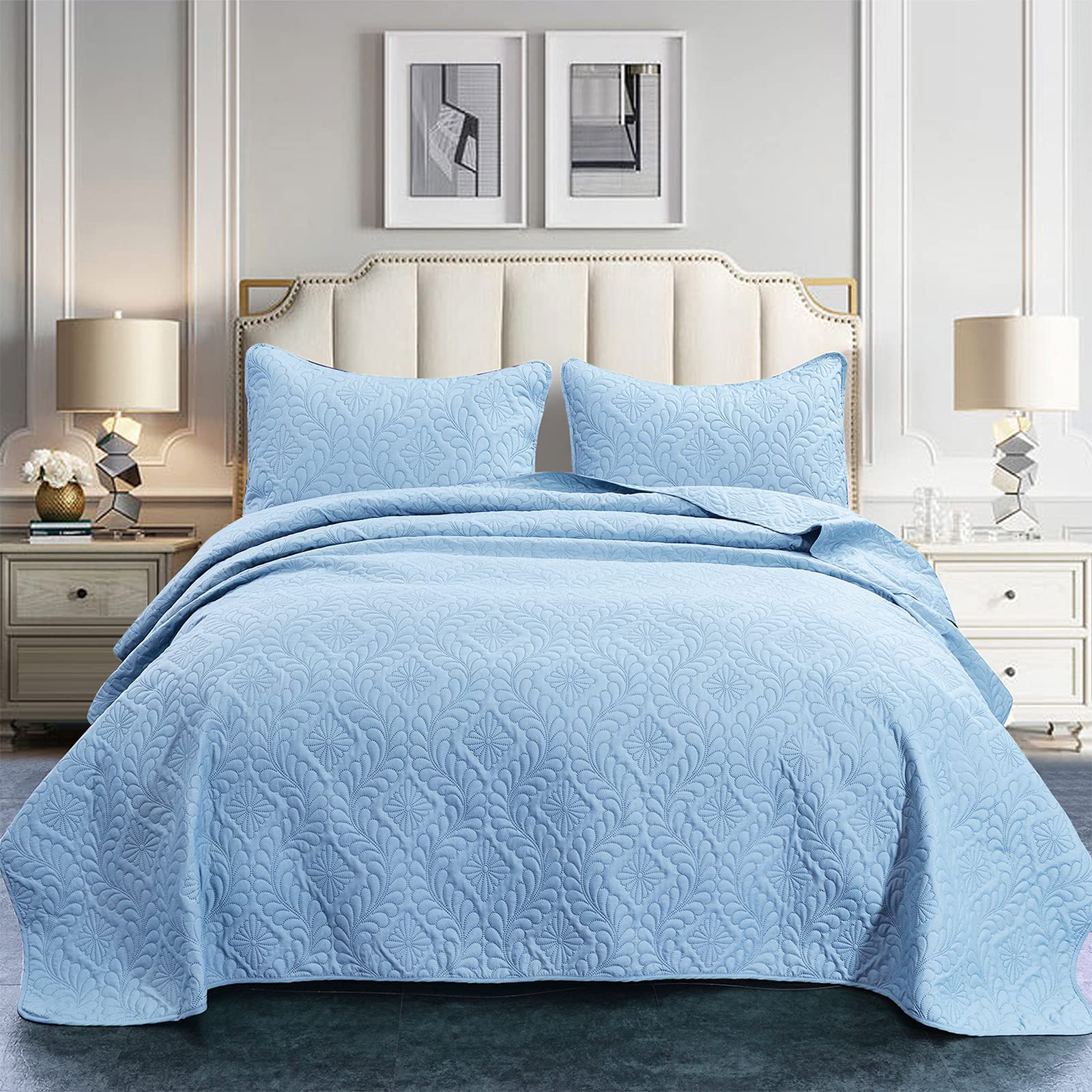 Soft Microfiber Lightweight Bedspread Quilt Set - 2 Piece (1 Quilt & 1 Pillowcase) for Twin Size Bed - Breathable & Cozy Light Blue Coverlet - Perfect for All Seasons Bedroom Decor