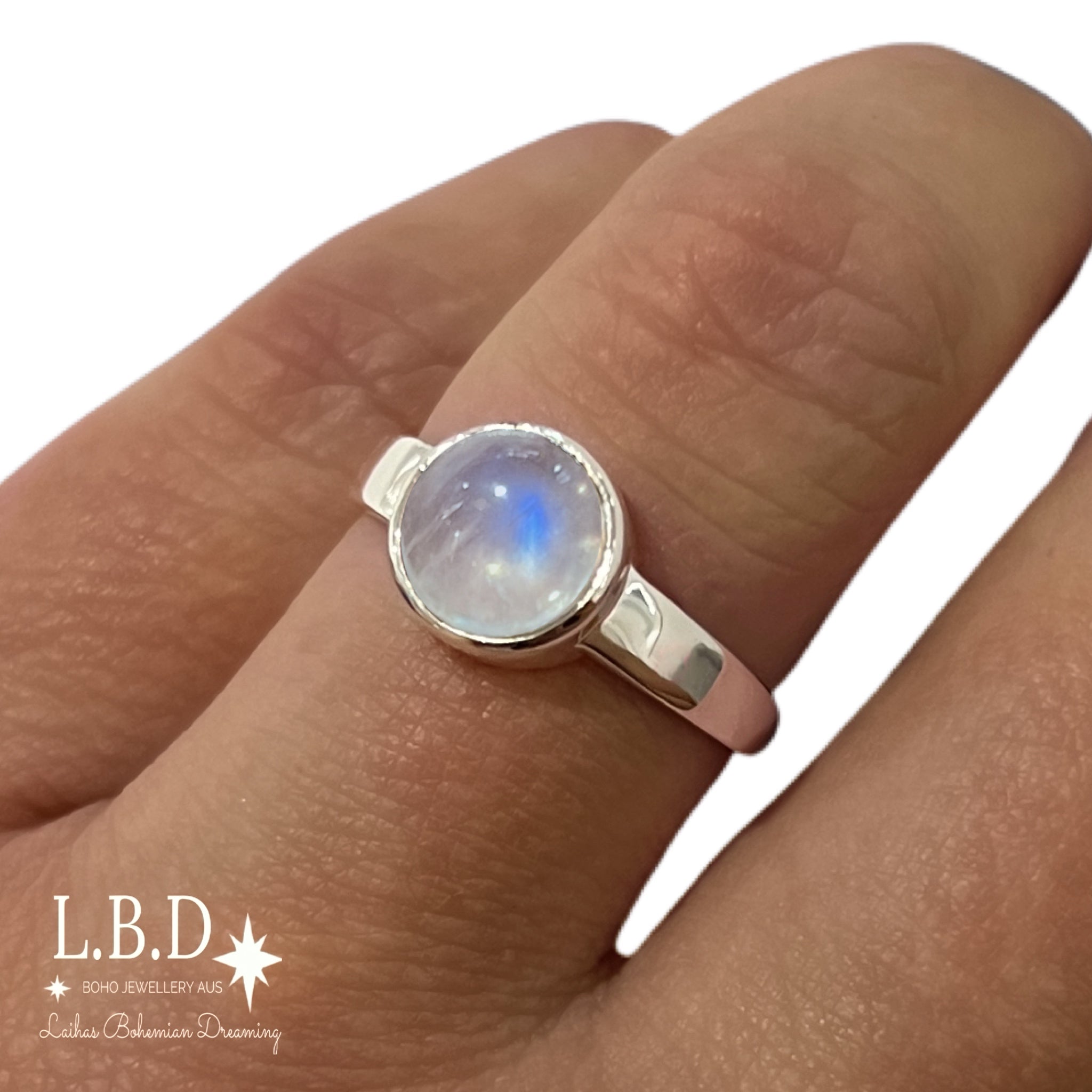 Elegant Moonstone Ring for Women - Dainty & Stylish Silver Jewelry - Perfect for Everyday Wear, Gifts & Special Occasions