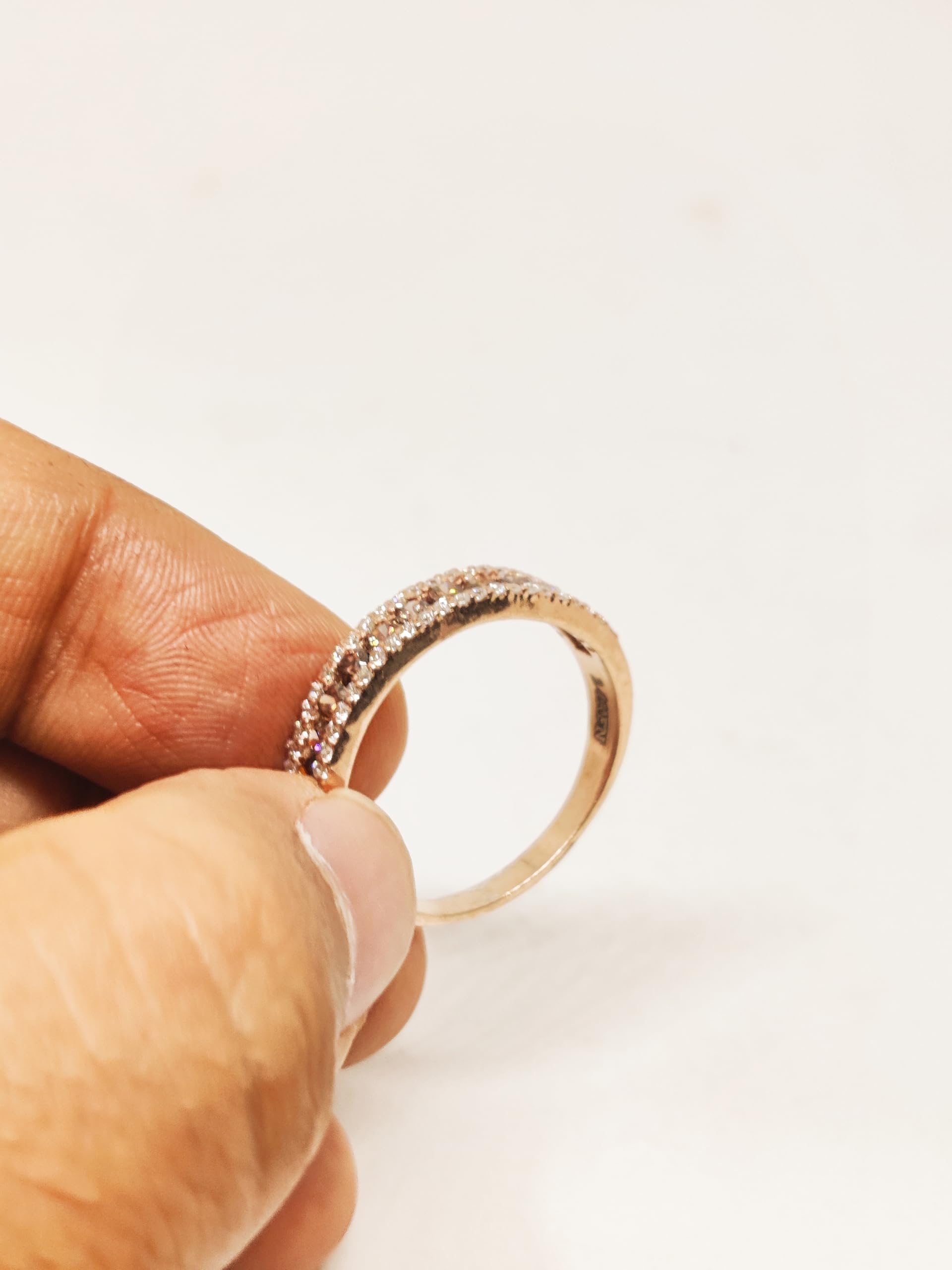 1.5Ct Simulated Brown & White Diamond Wedding Anniversary Band Ring - 14K Rose Gold Plated, Elegant Stackable Ring for Women, Perfect for Anniversary Gifts, Valentine's Day & Special Occasions