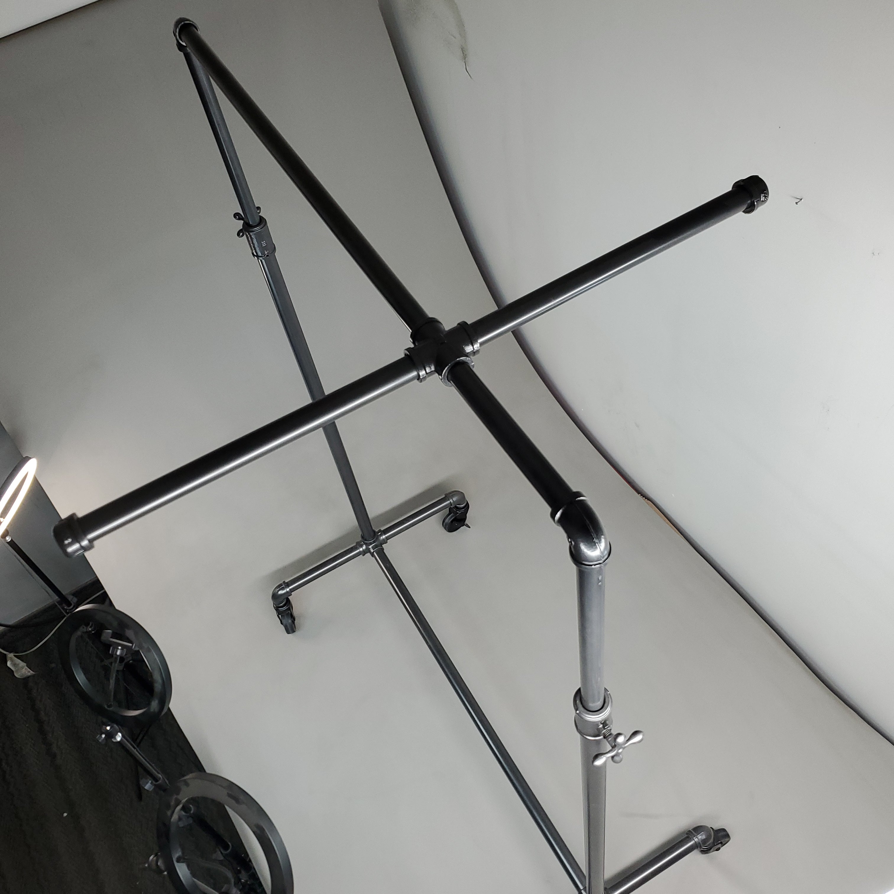 ECONOCO Adjustable Ballet Barre with Rolling Wheels & Cross Bar - Grey PSBBCC1ADJ - Perfect for Home Dance Studio, Ballet Practice, Yoga & Fitness Training