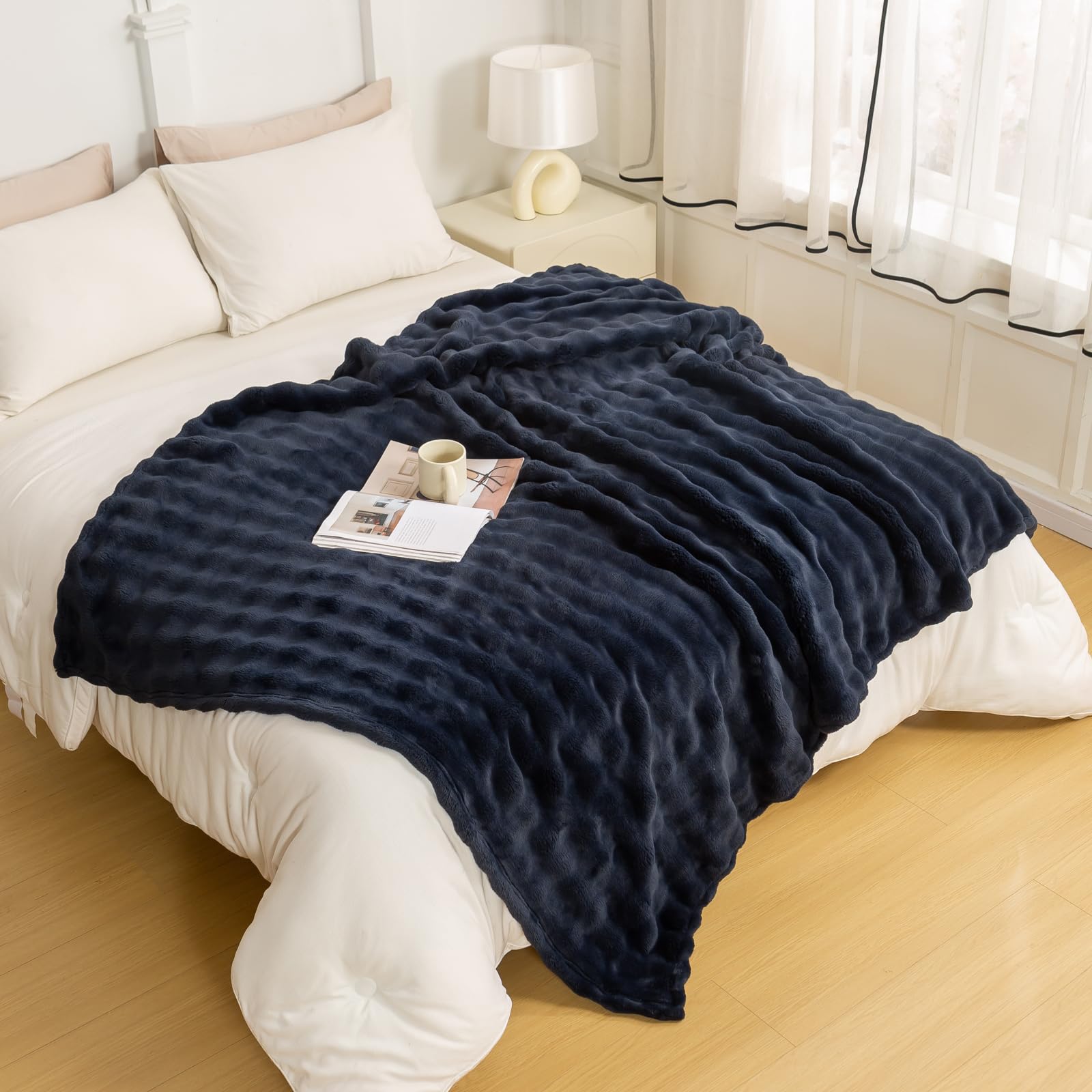 YUSOKI 3D Bubble Faux Fur Twin Blanket - Ultra Soft Cozy Fuzzy Thick Throw Blanket for Couch, Sofa, Bed - 60x80 Inches Navy Blue - Perfect for Home Decor, Gifts & Winter Warmth